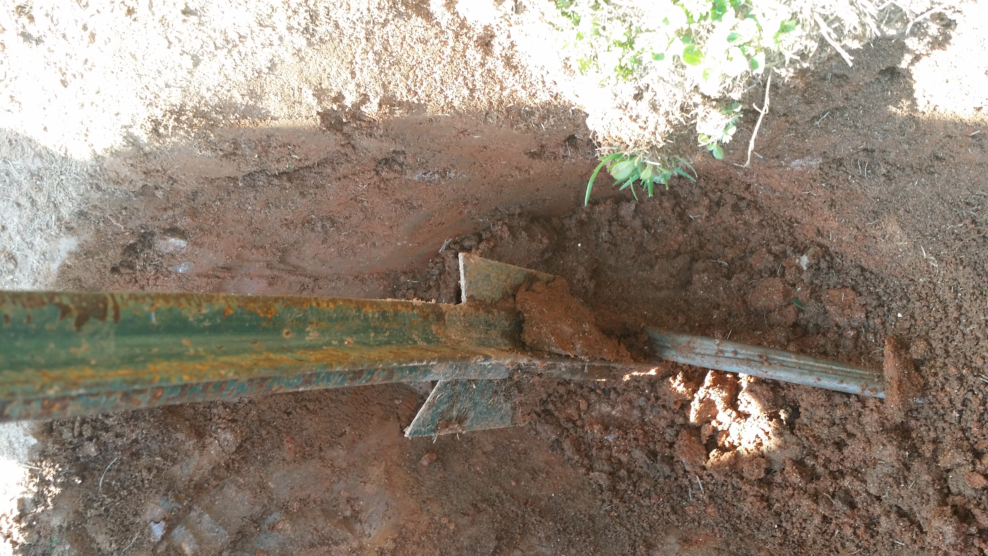 Aardvark Electric, Inc. – Expertise in handling complex underground electrical installations with precision and care.