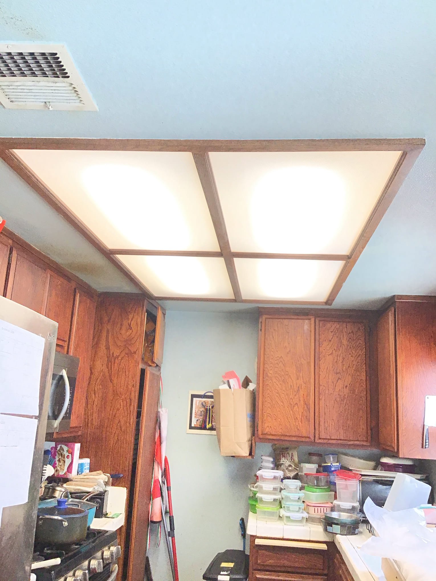 Bright, reliable kitchen lighting installed and maintained by Powell Electric helps homeowners enjoy safer, well-lit spaces with lasting results.