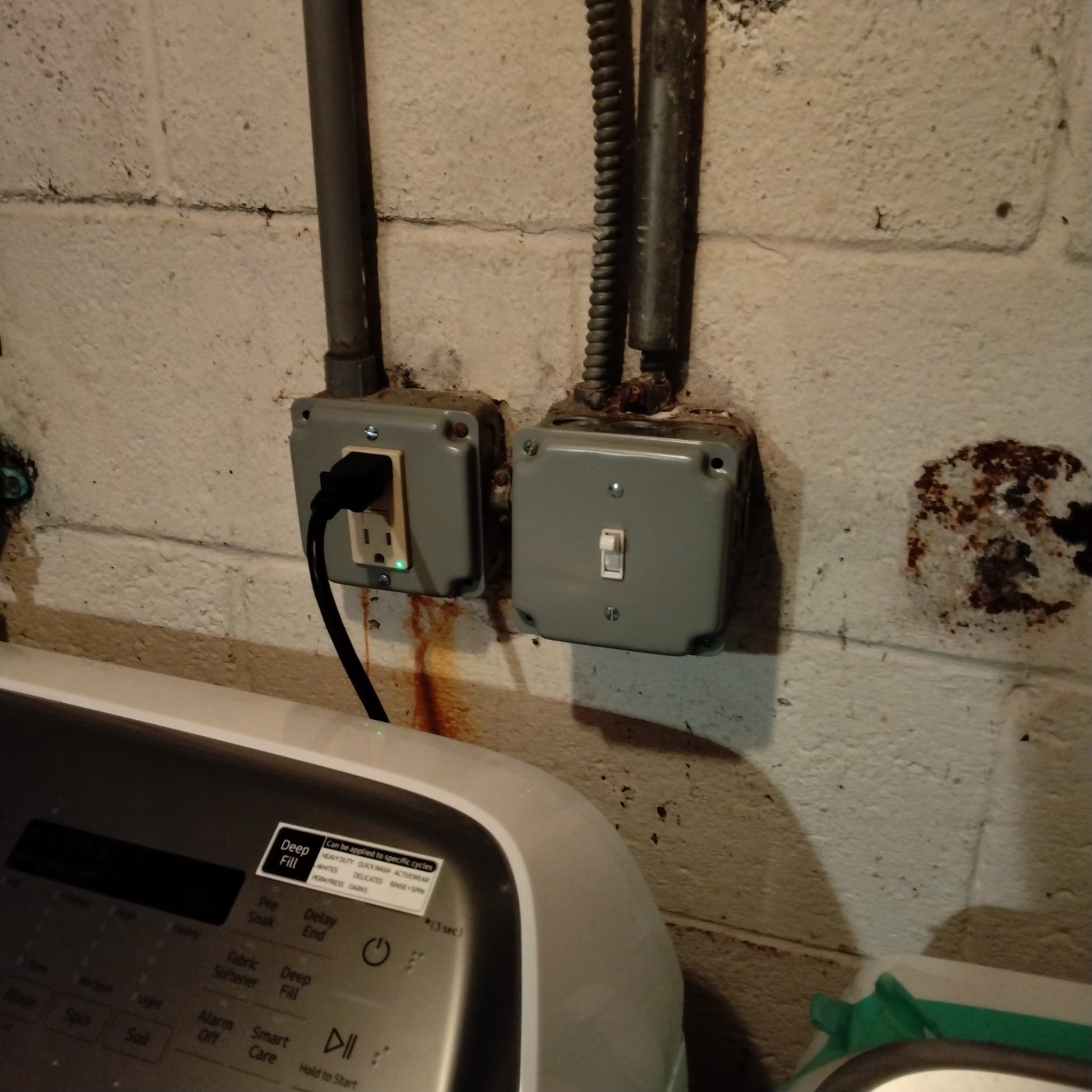 Ensure the safety and efficiency of your home's electrical systems with our top-notch inspection and maintenance services. Trust in exceptional care with [Business Name].