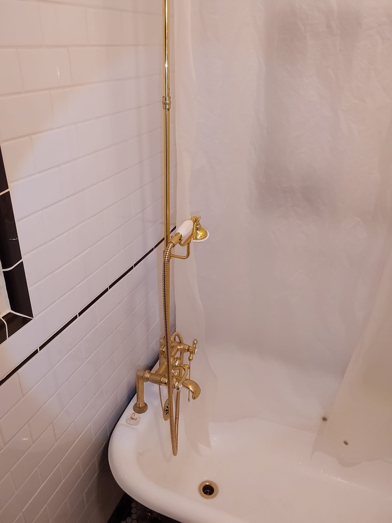 Transform your bathroom into a luxurious retreat with our elegant plumbing solutions. Choose [Business Name] for quality you can trust.