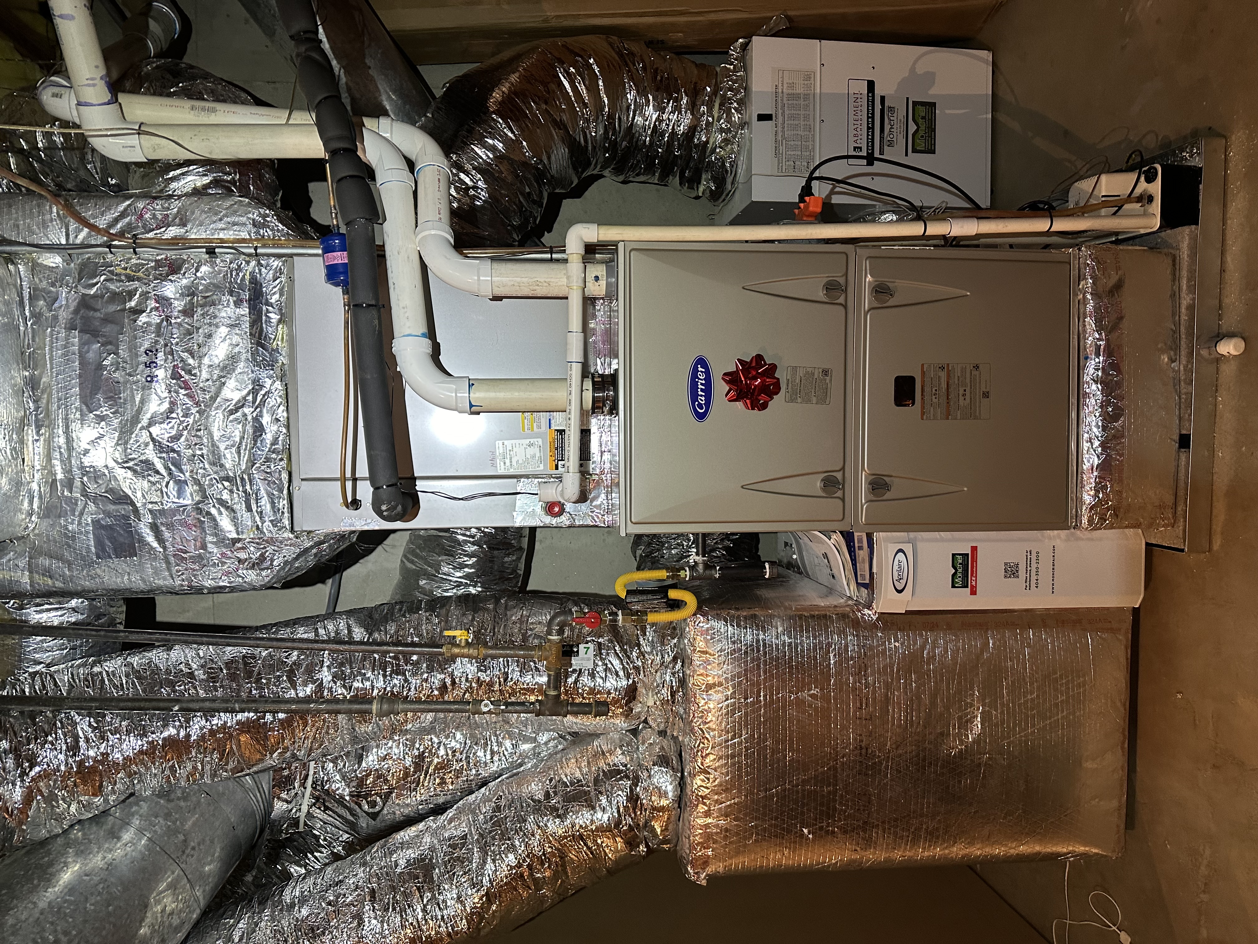 Experience unparalleled comfort with Moncrief Heating & Air Conditioning's expertly installed systems. Your home deserves the best!