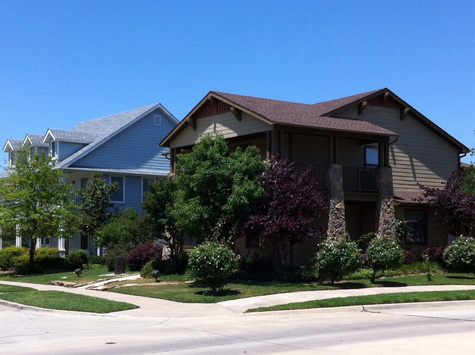 Americana Roofing: Enhance your home's curb appeal with top-tier roofing solutions.