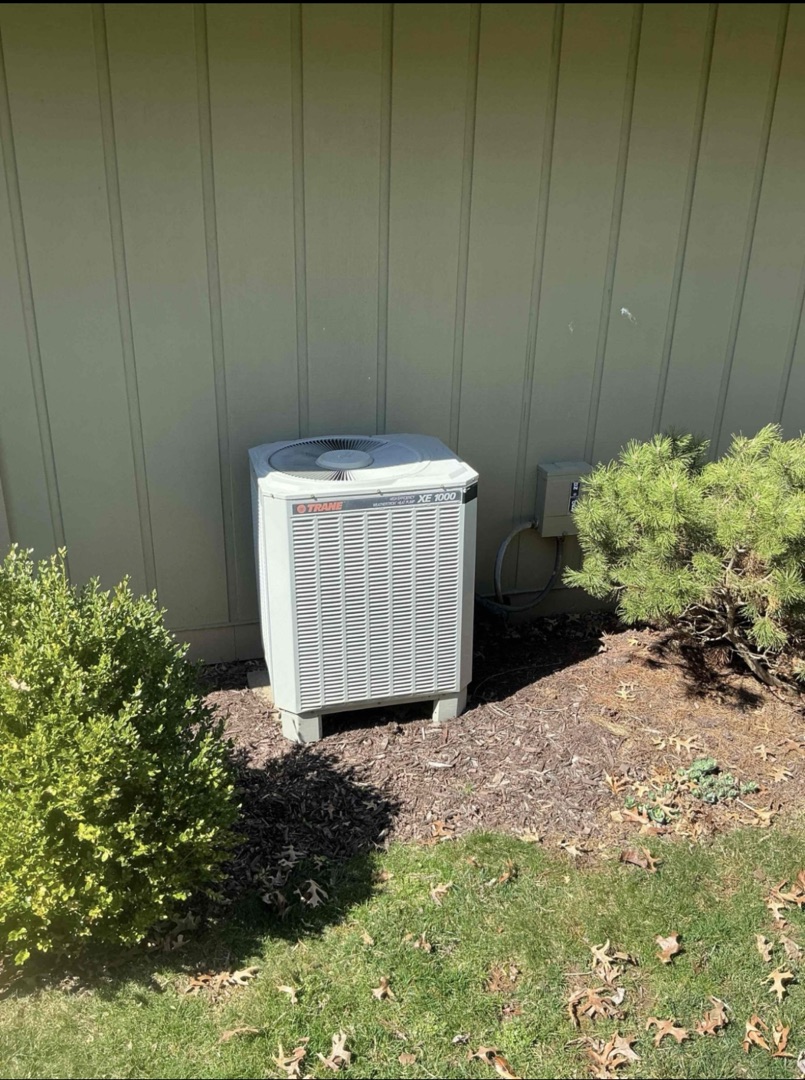 Keep your home comfortable with Absolute Heating & Air's professional AC installation services.