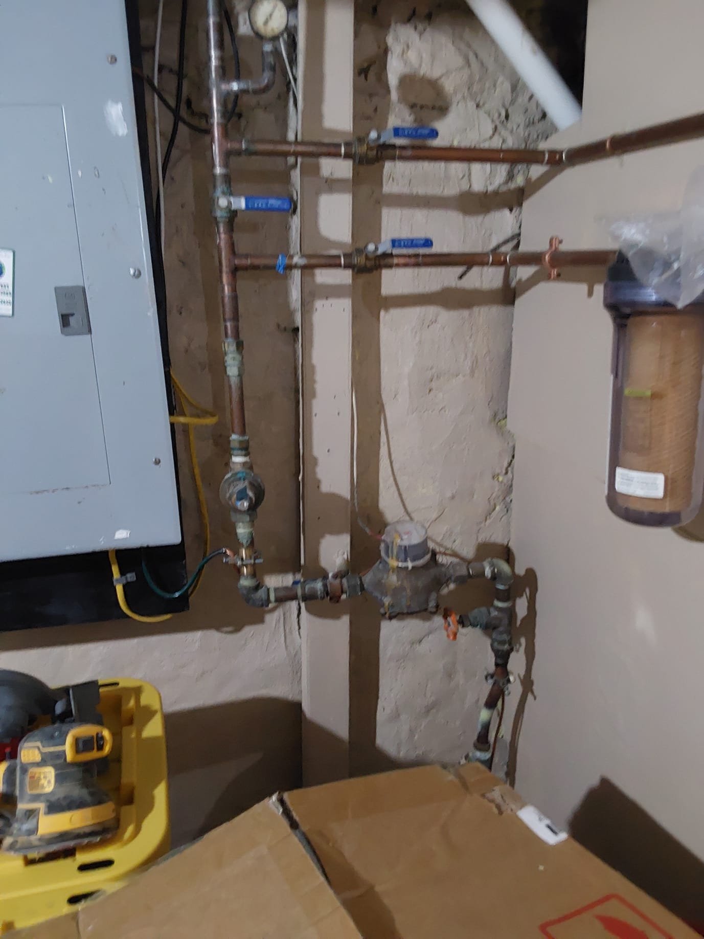 Ensure efficient water flow with our top-notch plumbing services today! Trust us for reliable solutions.