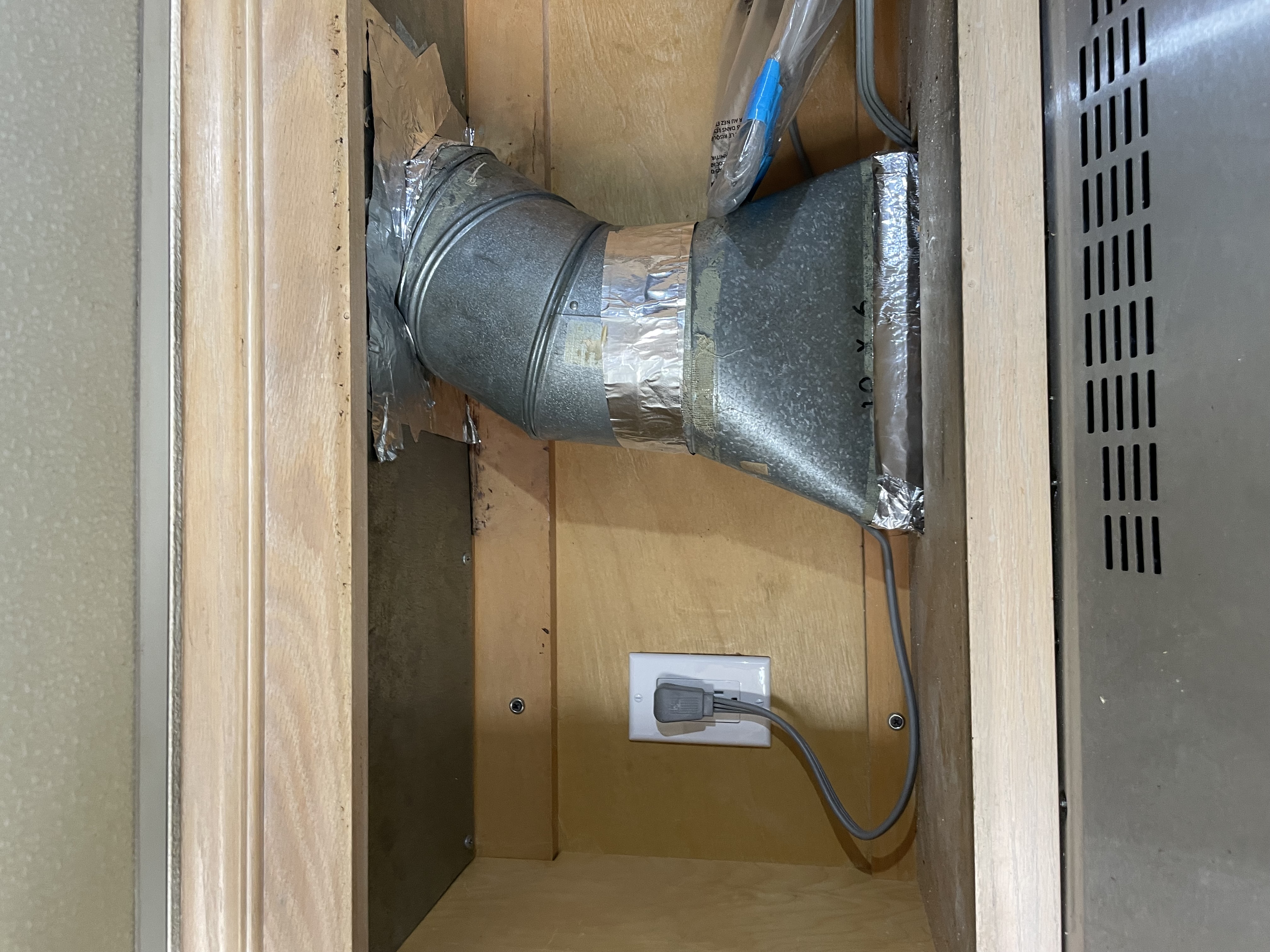 Powell Electric can assess and repair duct and nearby outlet clearances to restore safe, reliable function and appearance.