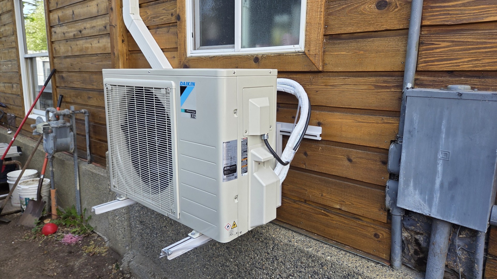 A precise, long-lasting installation by Home Heating & Air Conditioning showcases tidy linework and reliable craftsmanship for lasting comfort.
