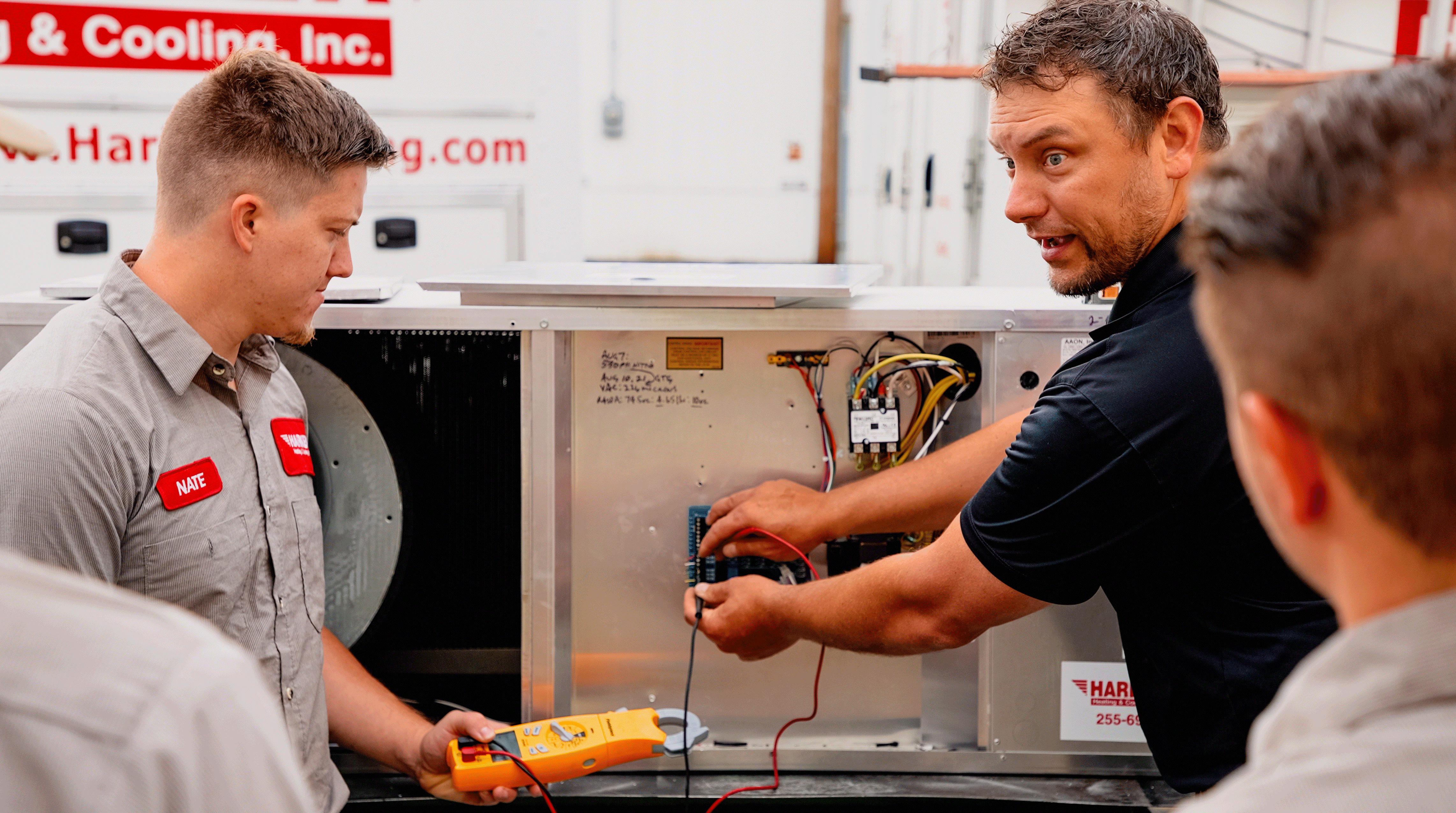 Experience top-notch HVAC services with professionalism and reliability at Harker Heating & Cooling.