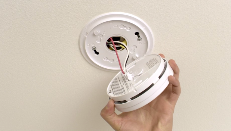 Experience safety and reliability with Luminous Electric's expert smoke detector installations, ensuring your peace of mind.