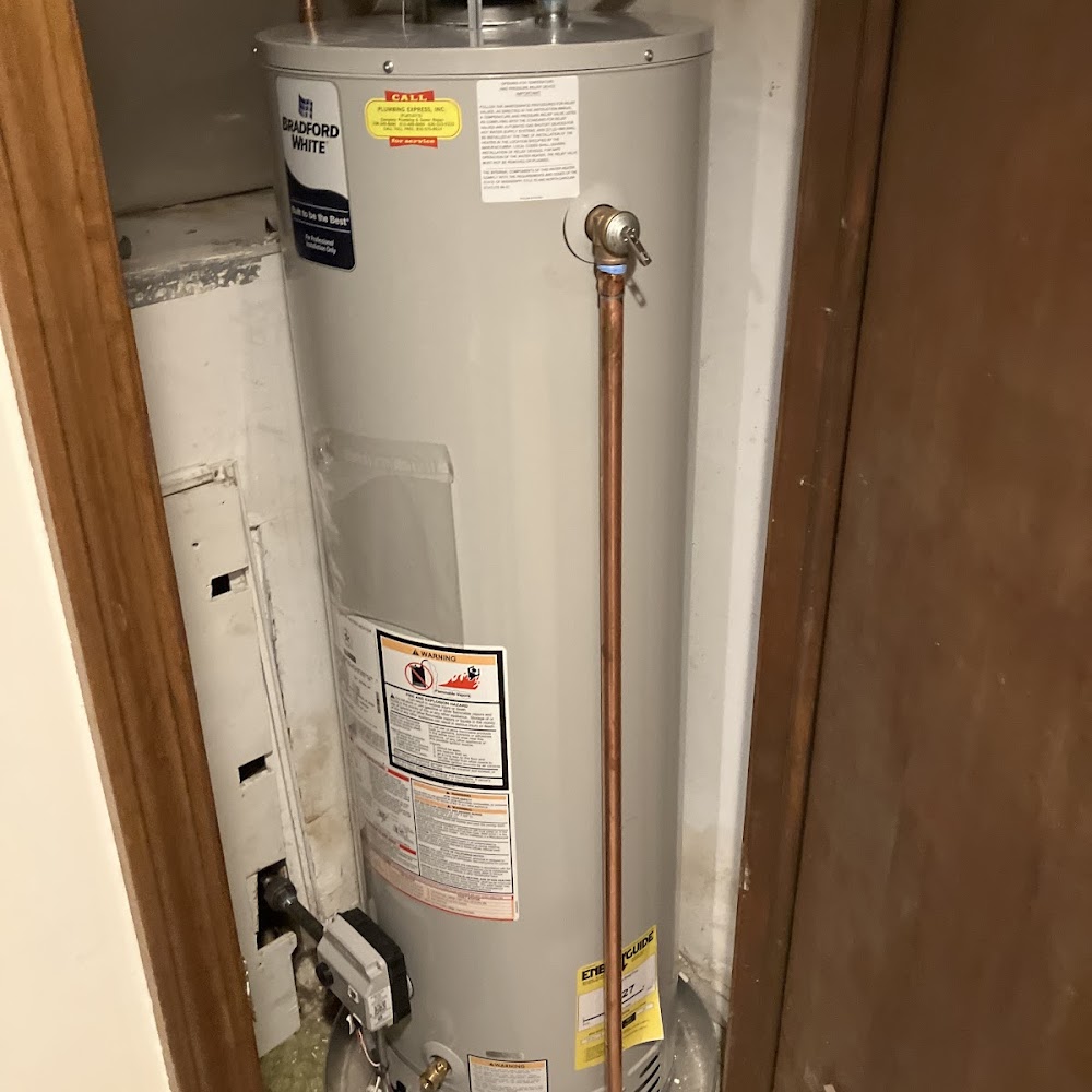 Choose Flatley's Plumbing Express for top-notch water heater installations done with care and professionalism.