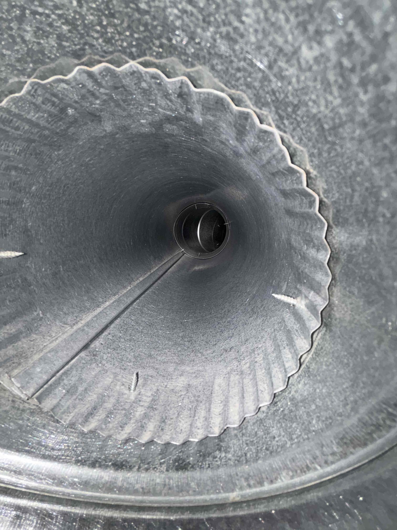 Trust Green Air Care for pristine air ducts and improved indoor air quality.