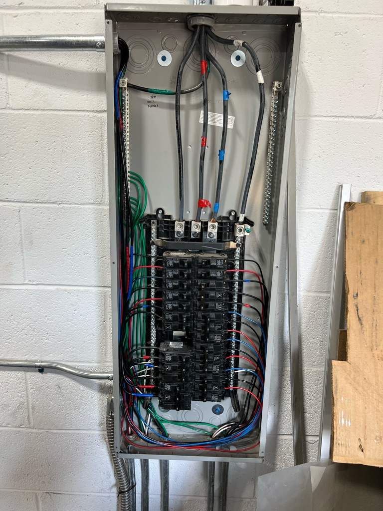 Aardvark Electric, Inc. ensures precision and professionalism in all your electrical needs.