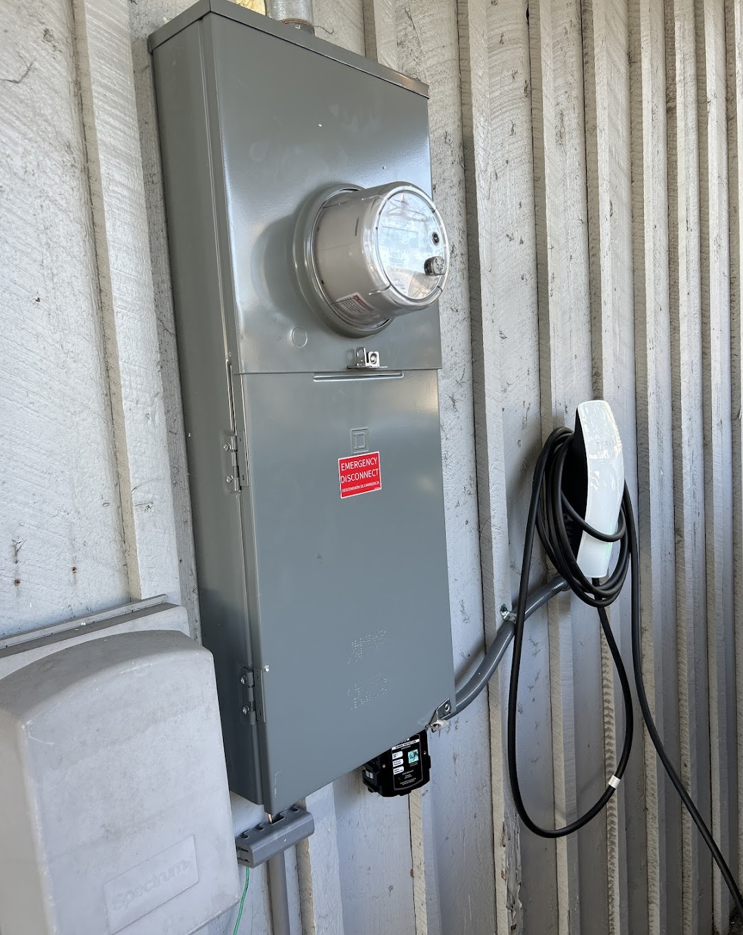 Luminous Electric ensures safe and professional installations, as shown with meticulous exterior electrical setups.