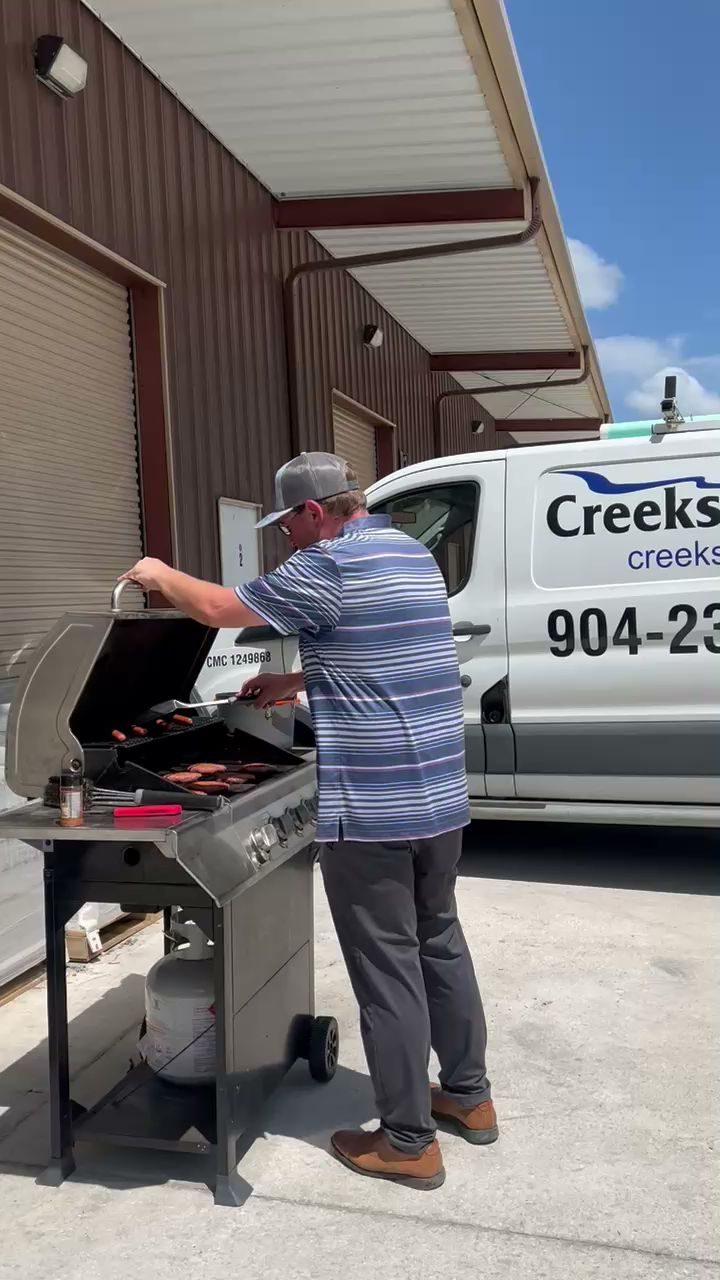 Experience comfort and quality with Creeks Air Conditioning & Heating, where work and community come together under the sun.