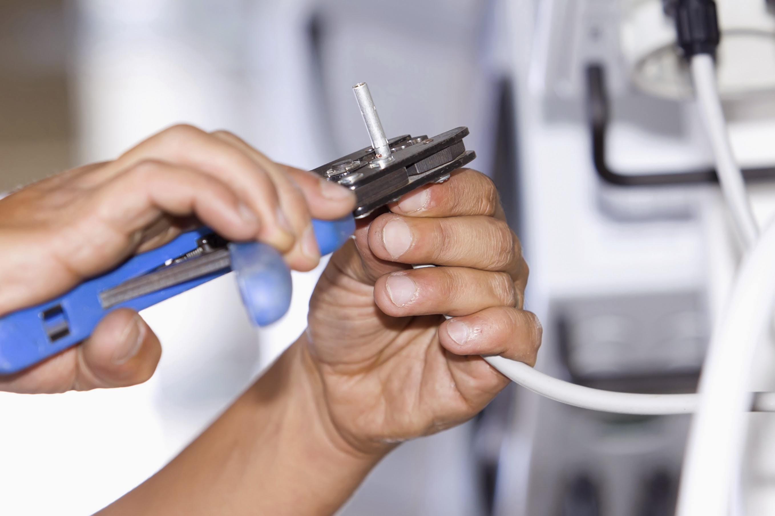 At Luminous Electric, our expert technicians ensure every wire is perfectly prepared for the best electrical performance.