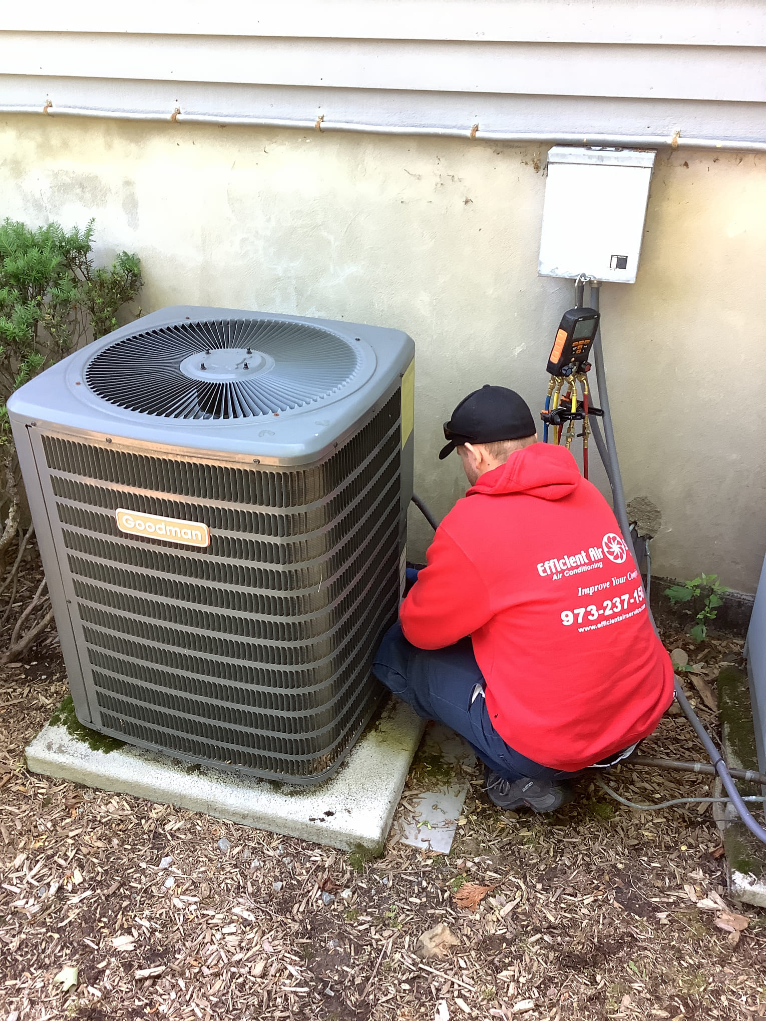 Efficient Air Service ensures your cooling systems run smoothly, delivering expert HVAC maintenance in every home.