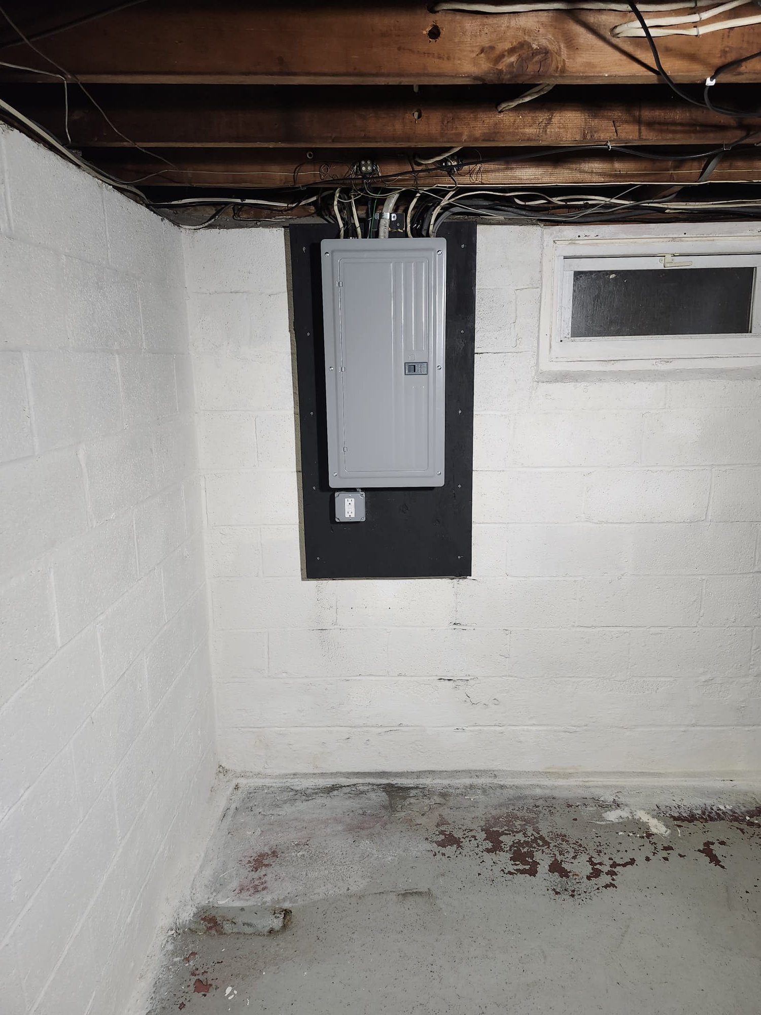 For reliable electrical solutions, trust Service Professionals to keep your home safe and up to date.