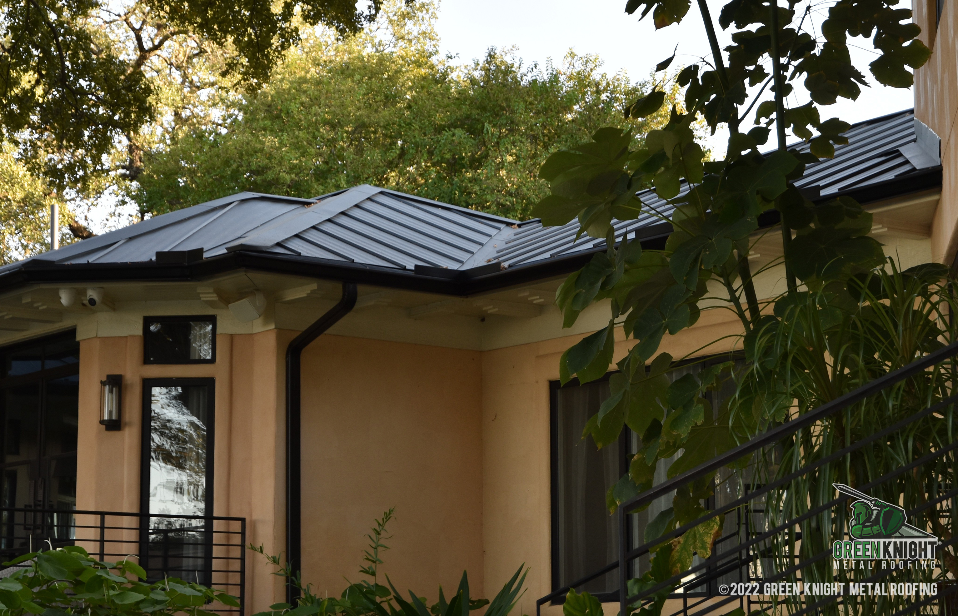Green Knight® Metal Roofing enhances your home with durable and stylish metal roofing, perfectly blending modern design with natural aesthetics.