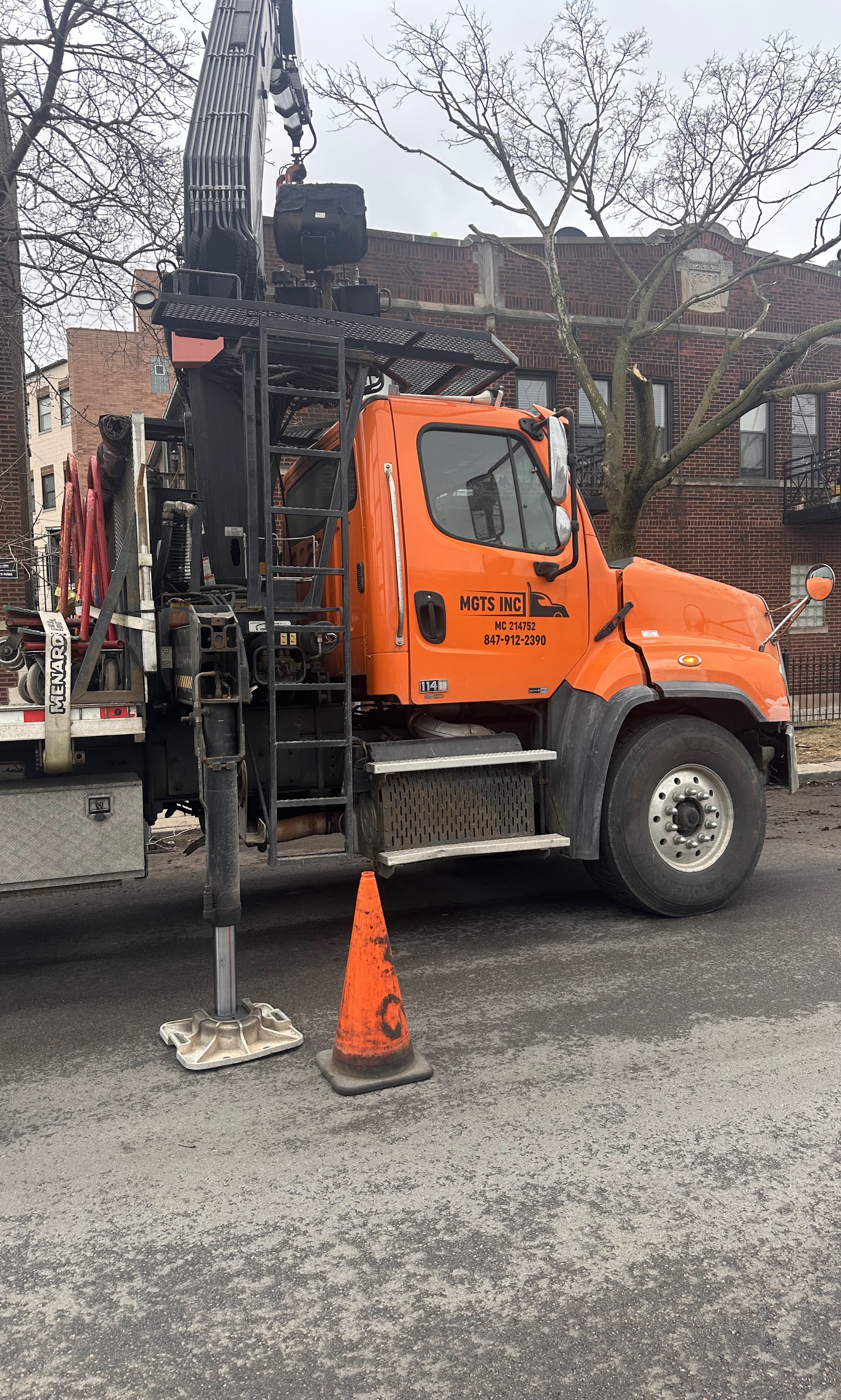Visible and safety-focused, Oasis Heating and Cooling shows dependable on-site professionalism with bright equipment and clear job-site precautions.