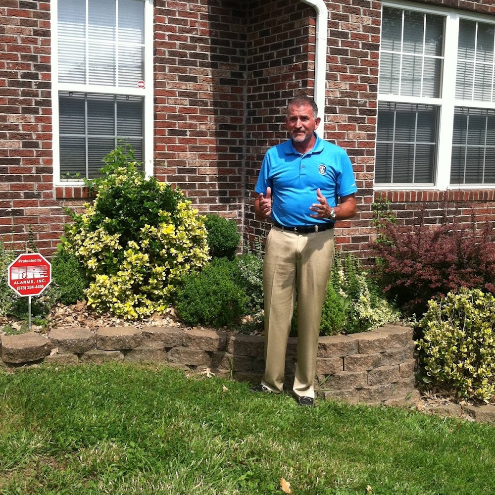 Experience the professionalism and reliable service of Tri-State Water, Power and Air, ensuring your home's safety and quality inside and out.