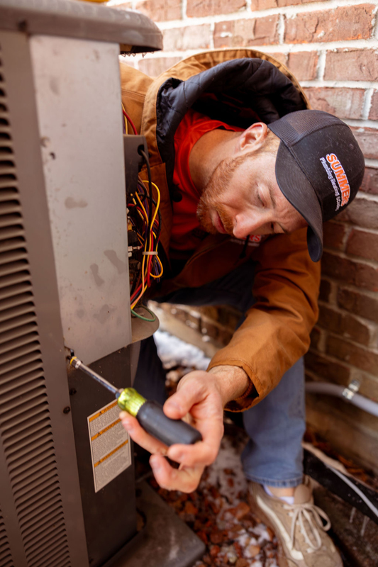 Experience top-notch HVAC services with Summers Plumbing Heating & Cooling, where professionalism meets quality.
