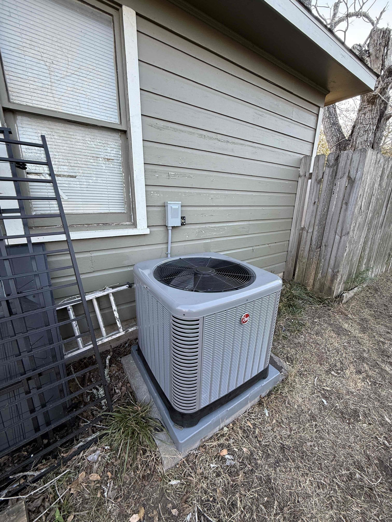 Parobek Plumbing & Air Conditioning ensures your home's comfort with expertly-installed air conditioning systems.