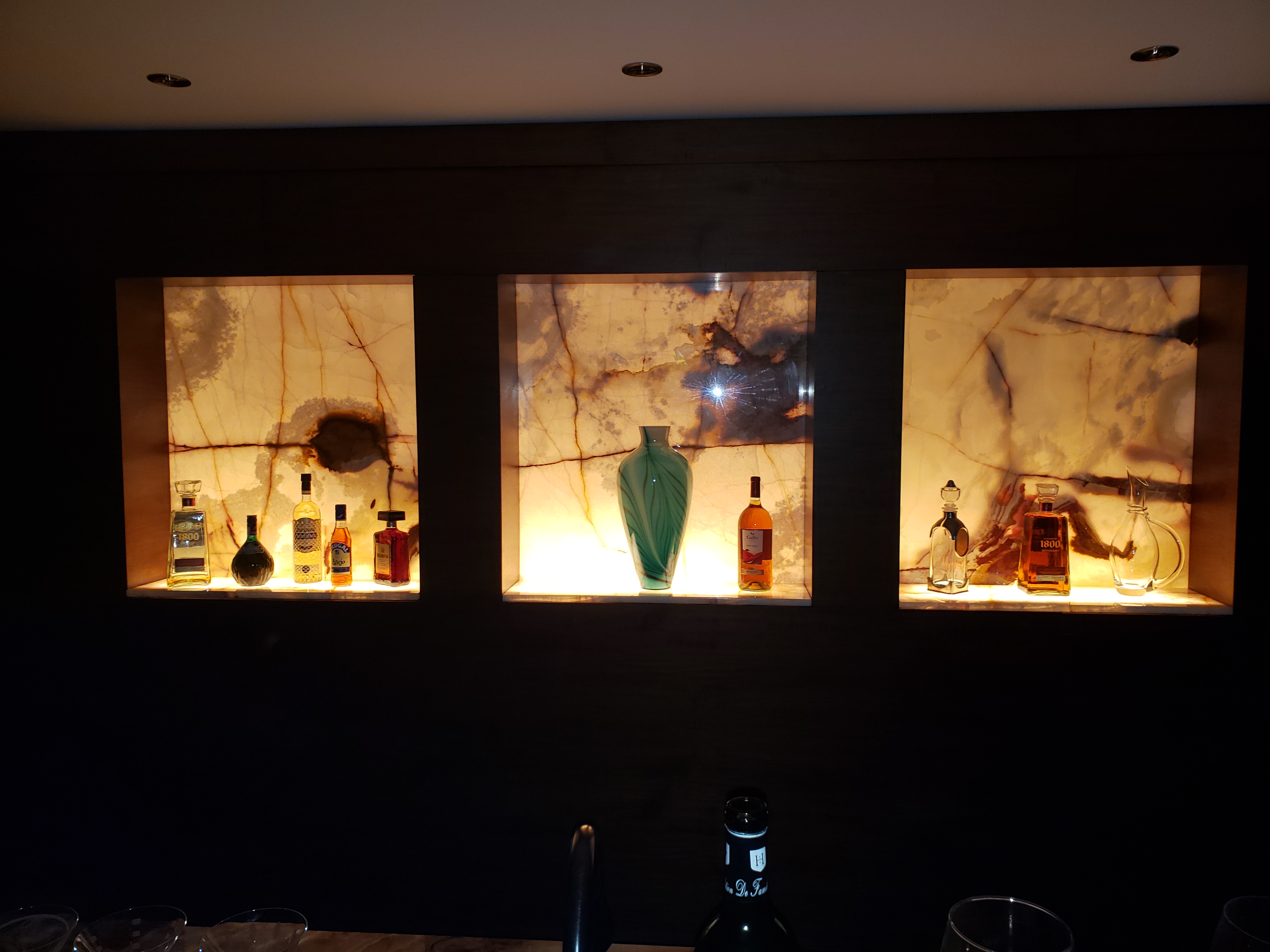 Aardvark Electric, Inc. illuminates your spaces with elegance and precision, enhancing every corner with professional lighting solutions.