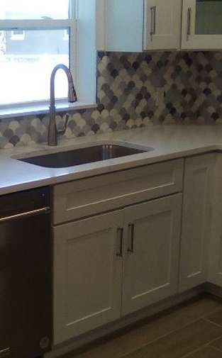 Transform your kitchen with quality craftsmanship and elegant design by Alternate Design Plumbing, Inc.