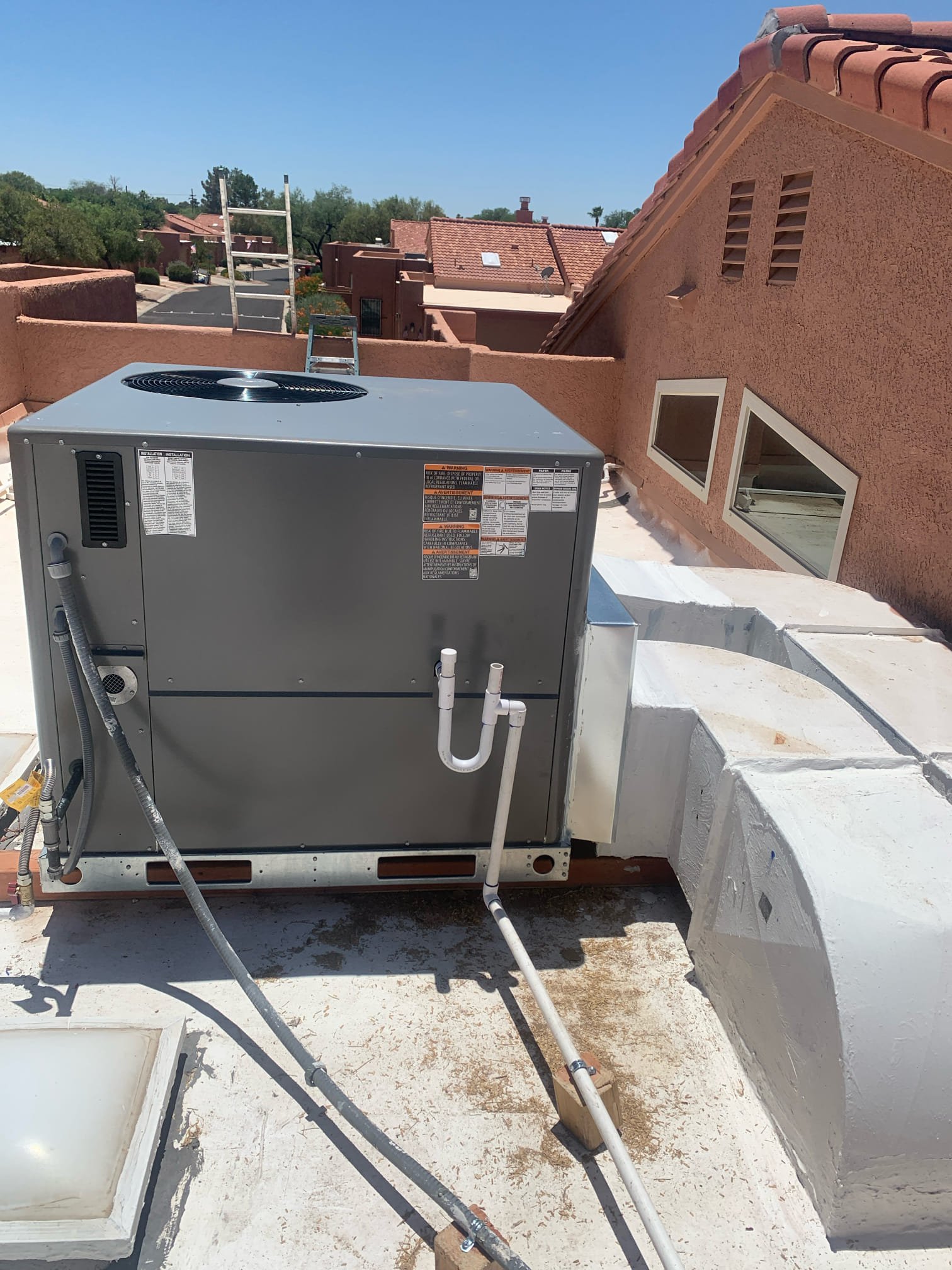 Trust Russett Southwest Corporation for professional and reliable rooftop HVAC installations that showcase quality and value.