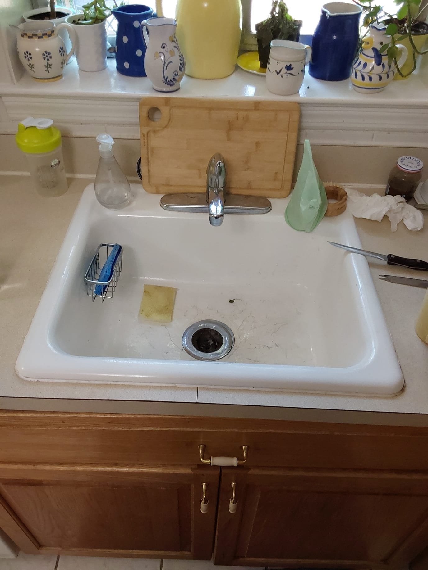 Keep your kitchen tidy and functional with our reliable plumbing services. Trust us for all your sink maintenance needs.