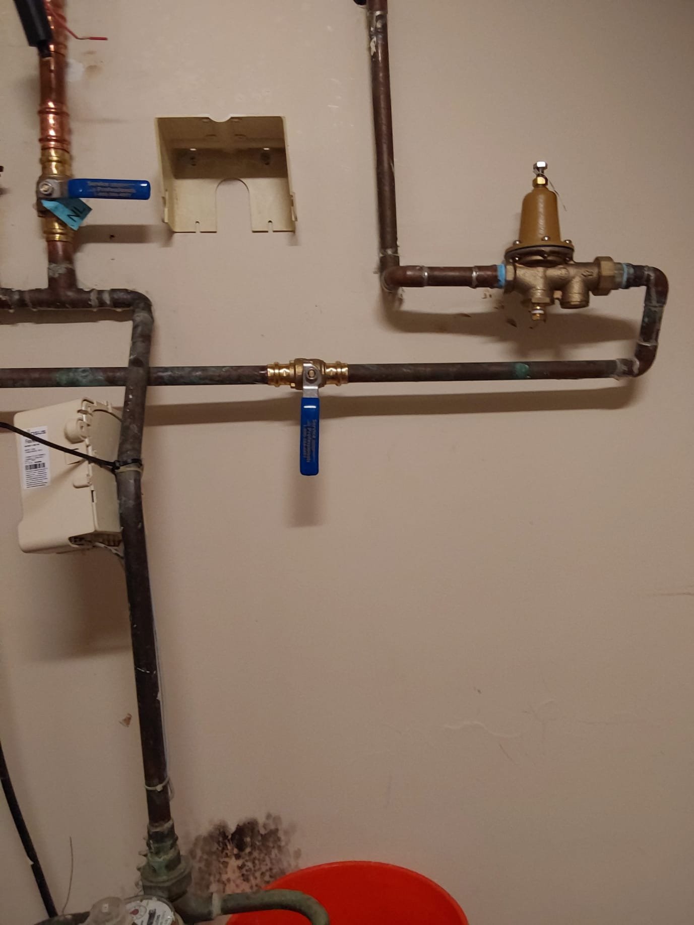 Ensure a leak-free home with expert plumbing solutions—trust us for swift and reliable service.
