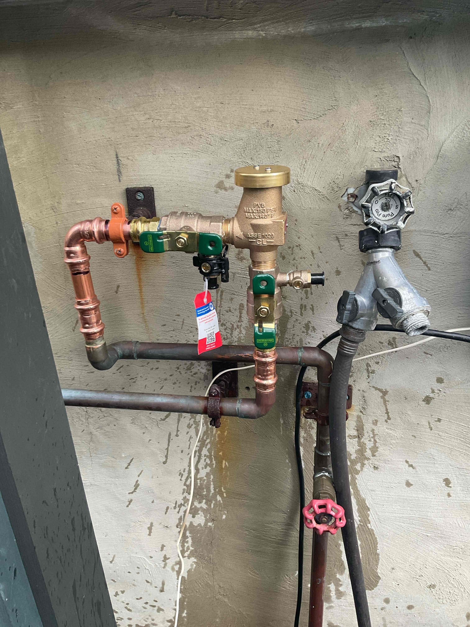 Professional installation and reliable backflow protection from Akian Plumbing, Heating, Cooling & Electric ensure safe, leak-free outdoor water access for your home.