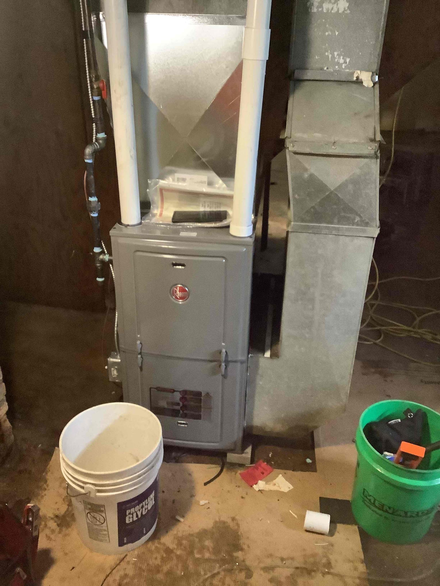 Trust Harker Heating & Cooling for your efficient indoor heating solutions, combining professionalism and quality service.