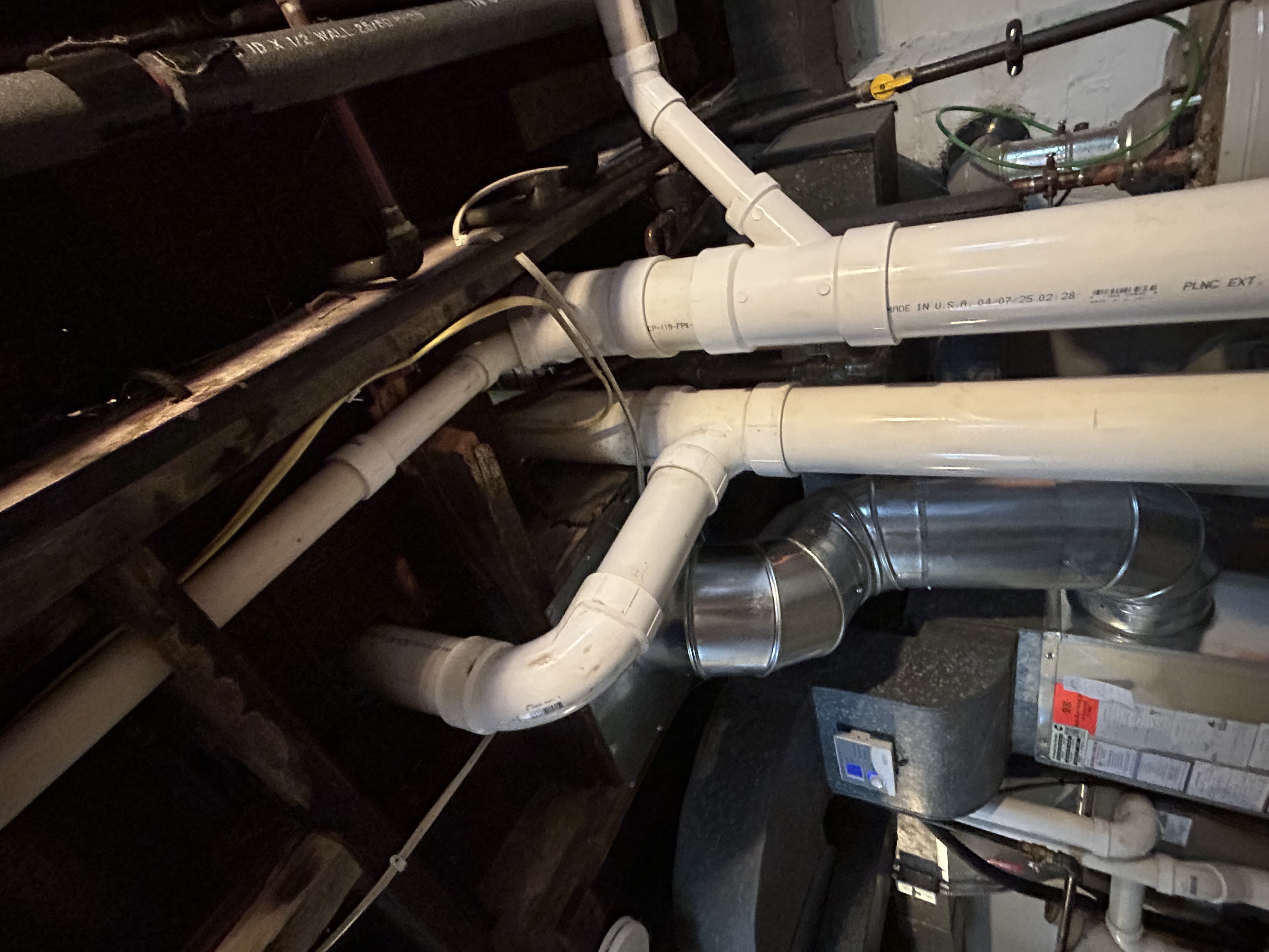 Discover the quality and professionalism of Tureks Plumbing Services, where every pipe fits perfectly.