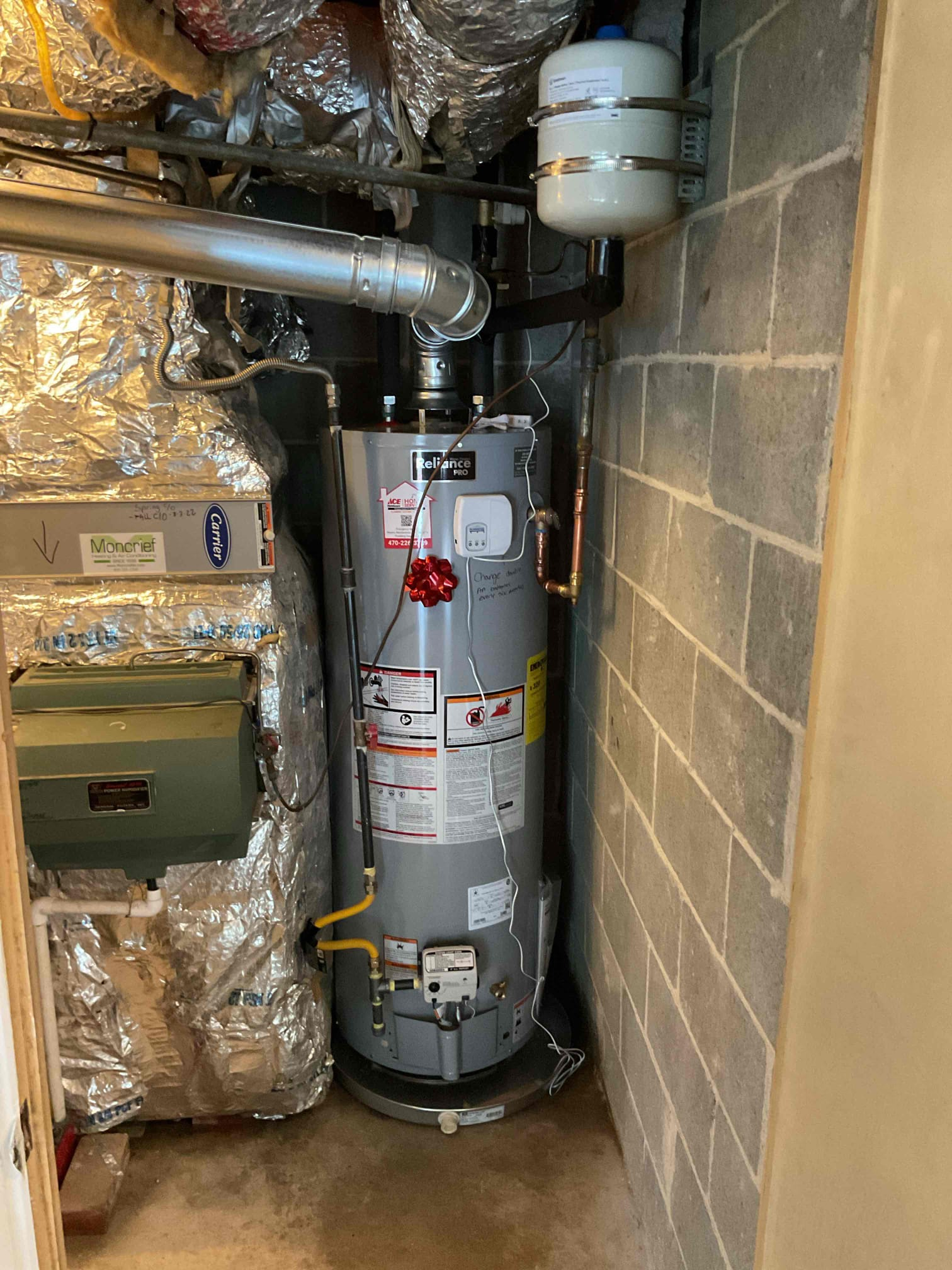 Trust Moncrief Heating & Air Conditioning to keep your home comfortable and efficient with expertly installed systems.