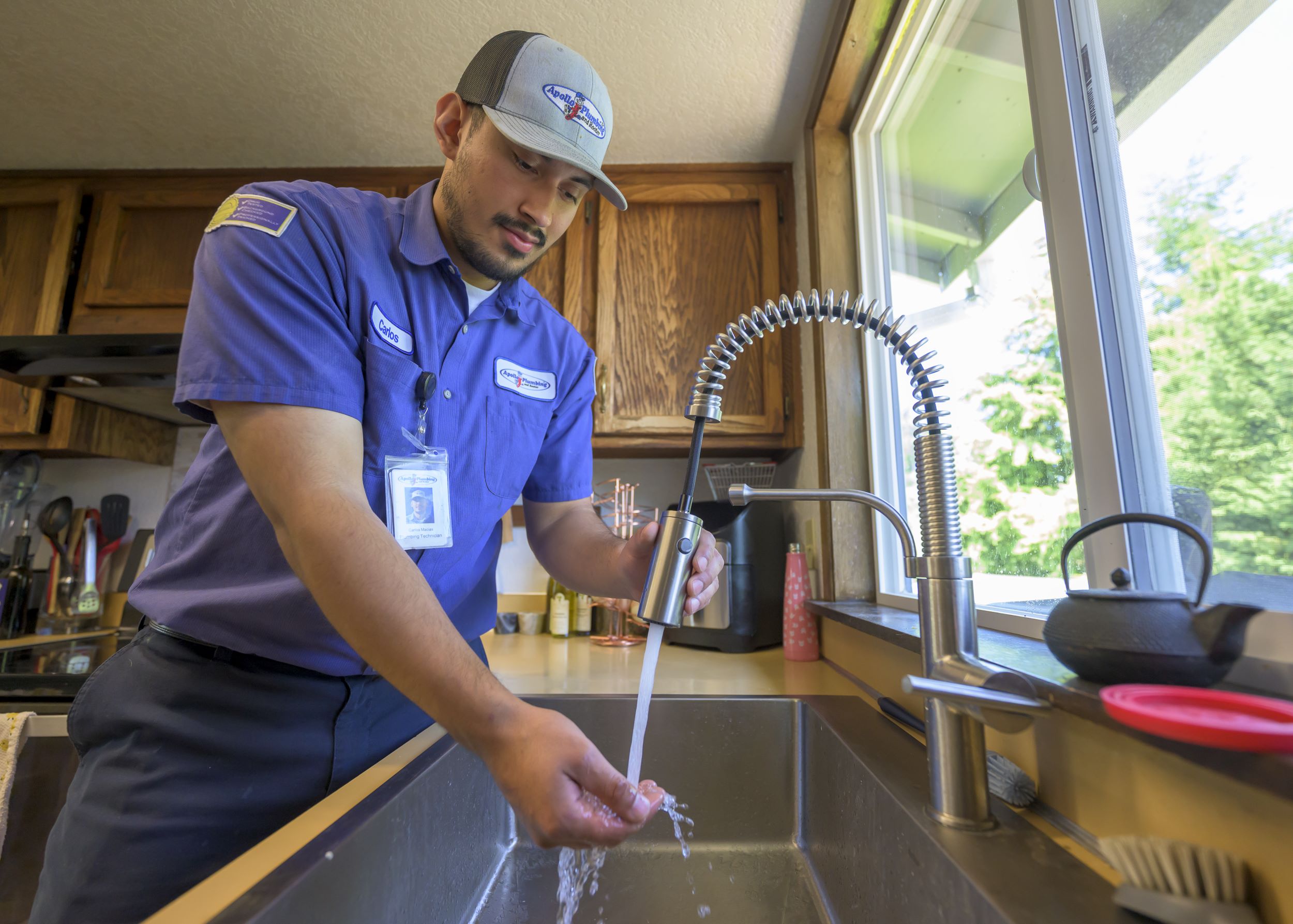 Experience top-notch plumbing services with Apollo Plumbing, where professionalism and quality meet customer satisfaction.