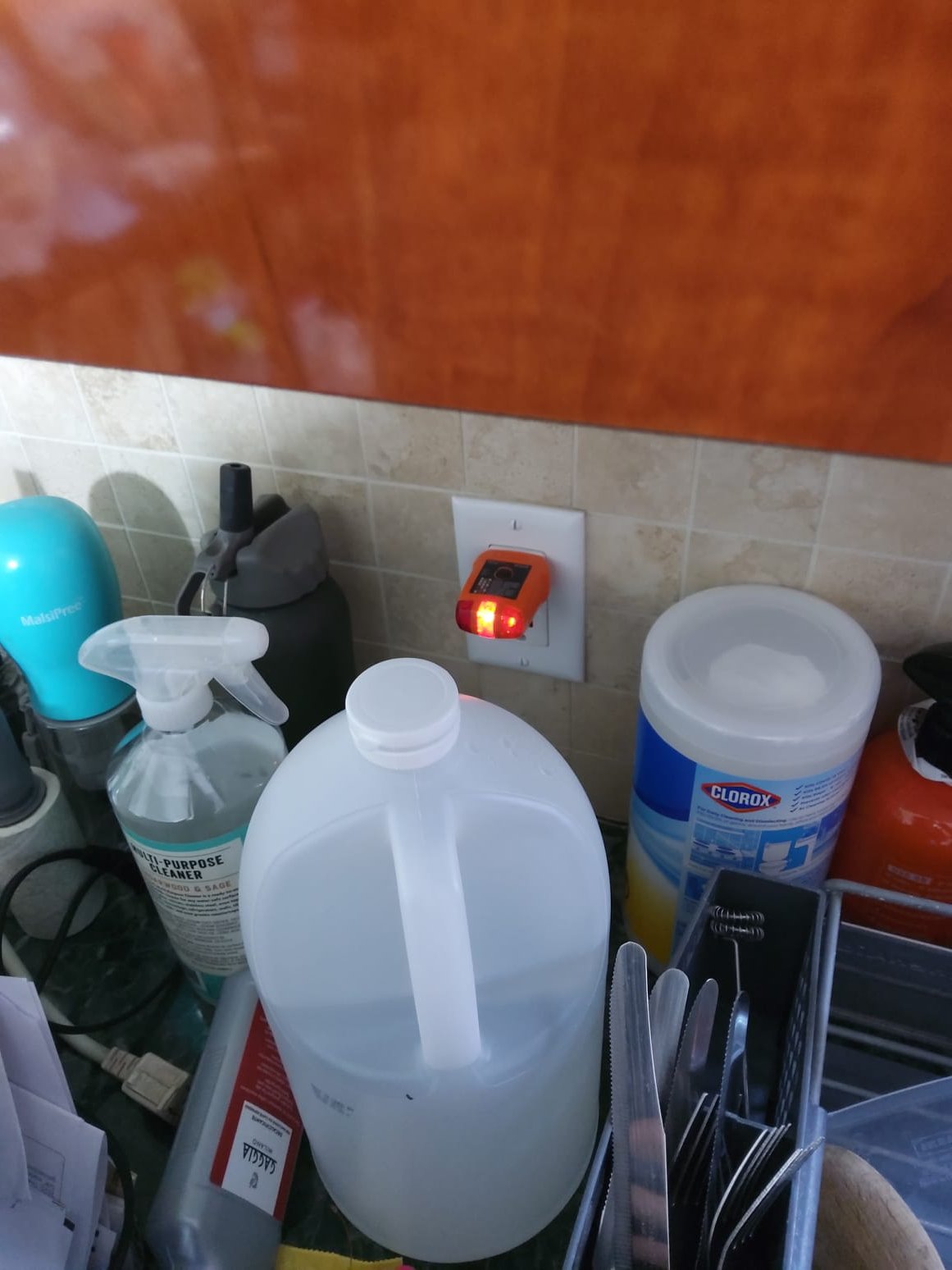 Ensure the highest standard of cleanliness and electrical safety with Service Professionals expertise.