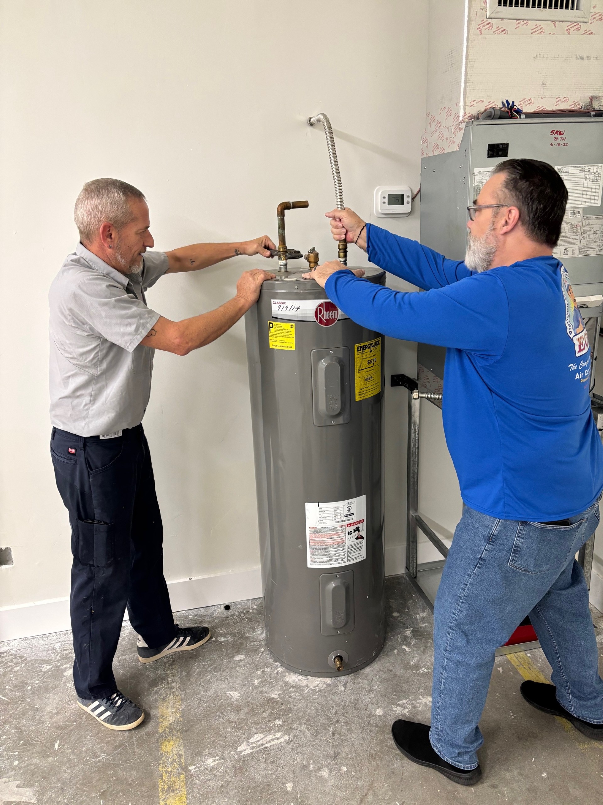 For reliable and professional water heater installations, trust ECM Air Conditioning, where quality work is our guarantee.