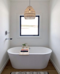 Transform your home with Circuit Makers Electric's sleek and modern installations.