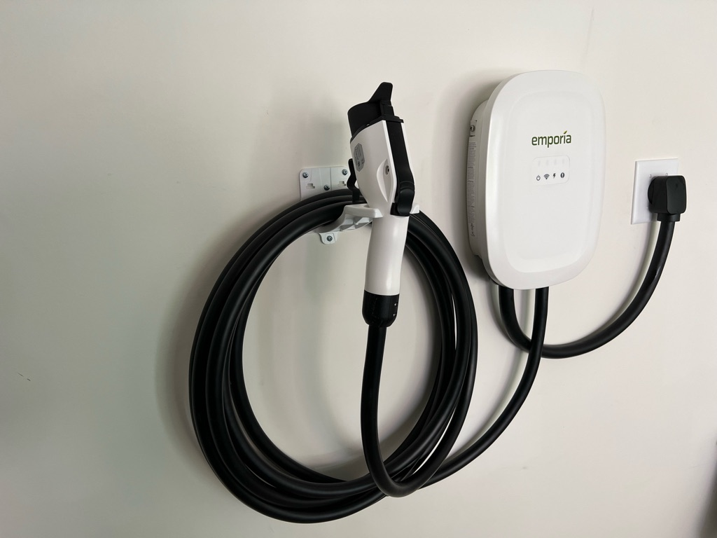 Experience superior EV charger installation with Aardvark Electric, Inc., ensuring quality and professionalism in every service.
