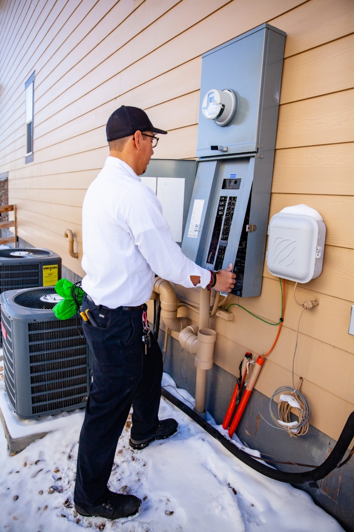 Trust Fix-it 24/7 Plumbing, Heating, Air & Electric for reliable and professional electrical services, no matter the weather.