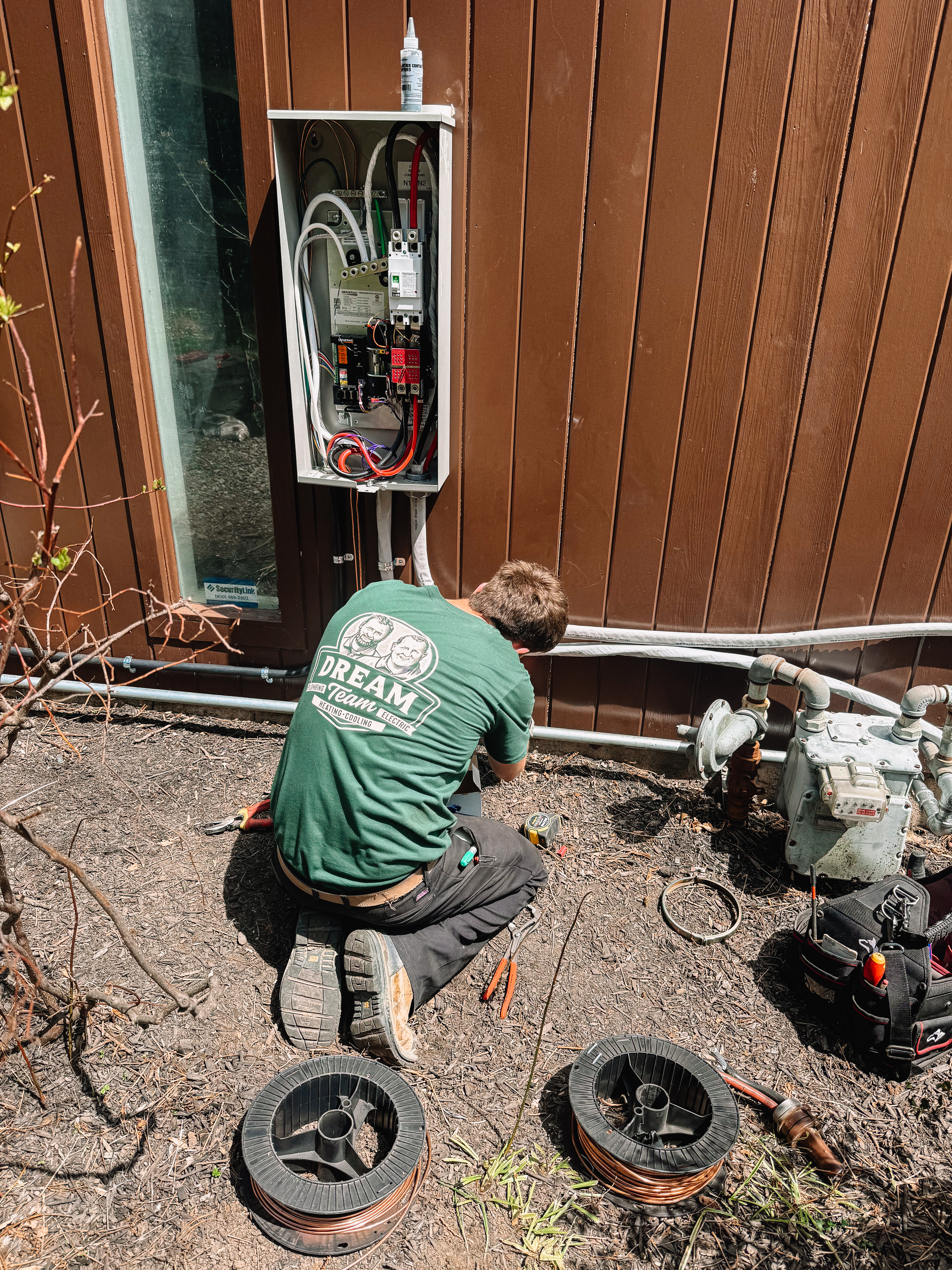 Choose Dream Team - Plumbing, Heating, Cooling, & Electric for expert electrical services that ensure your home’s safety and efficiency.