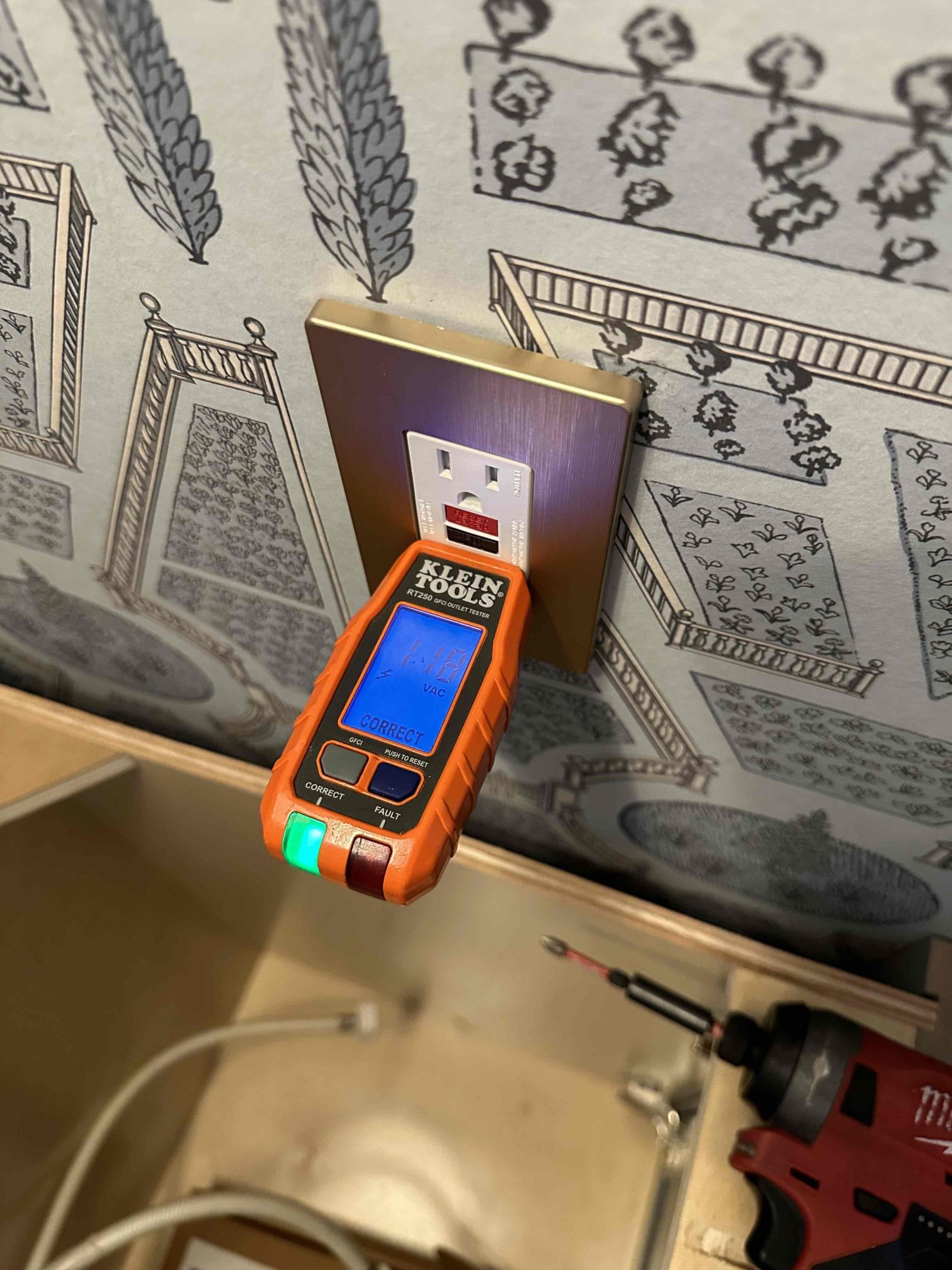 Safe Electric and Plumbing ensures your peace of mind with top-notch electrical safety inspections.