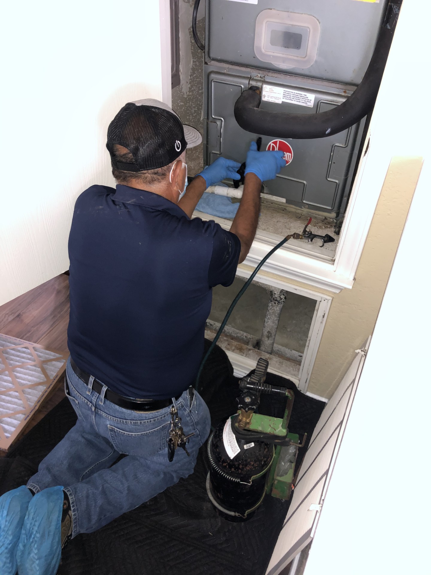 Eagle Heating & AC ensures your comfort with expert HVAC services and a commitment to quality.