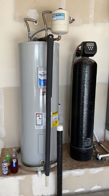 Experience top-notch water heater solutions with Ultimate Heating & Air, Inc, ensuring your home's comfort and efficiency.