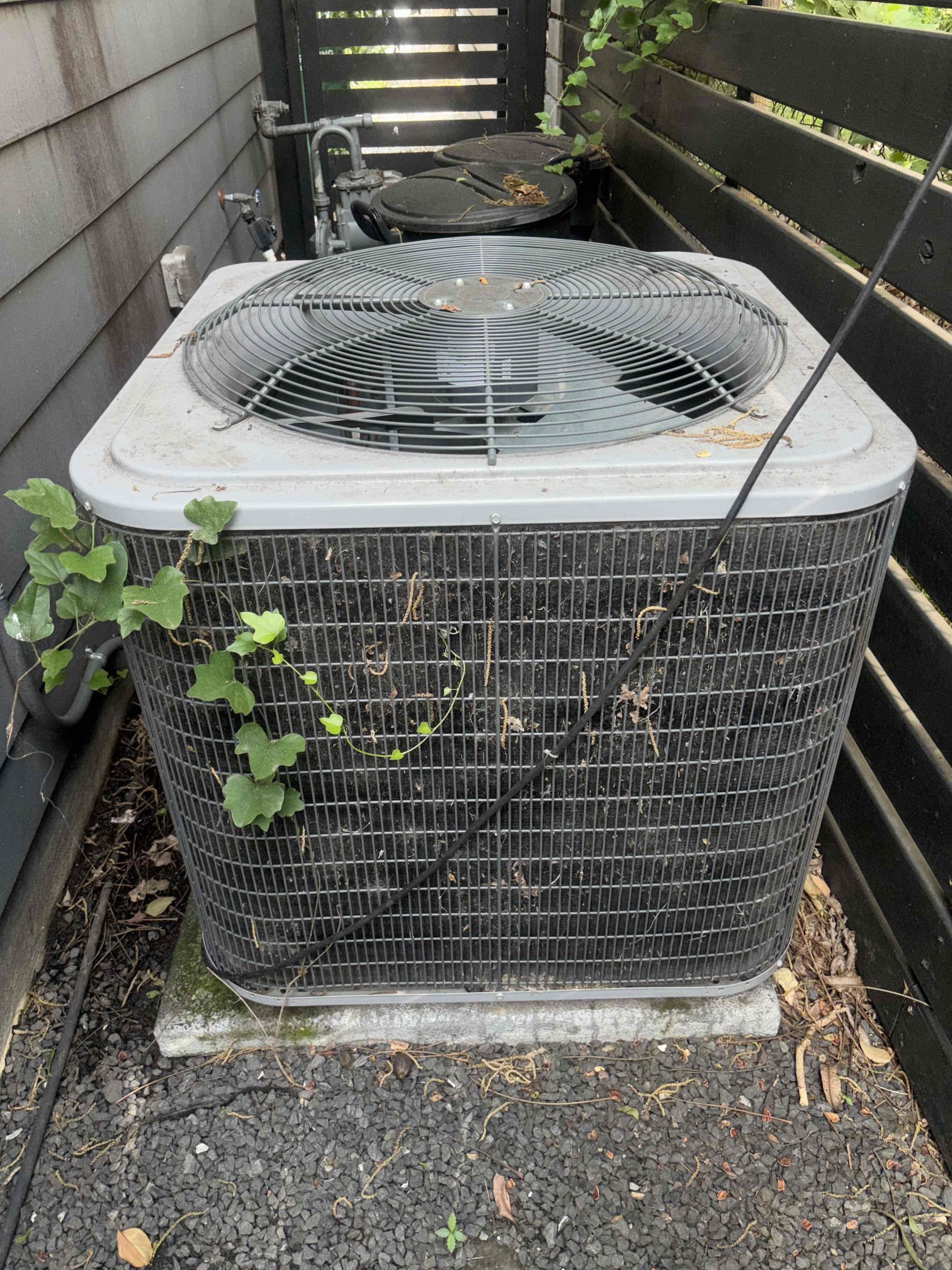 Optimize your outdoor cooling efficiency with SALT Plumbing Air & Electric's reliable HVAC services.