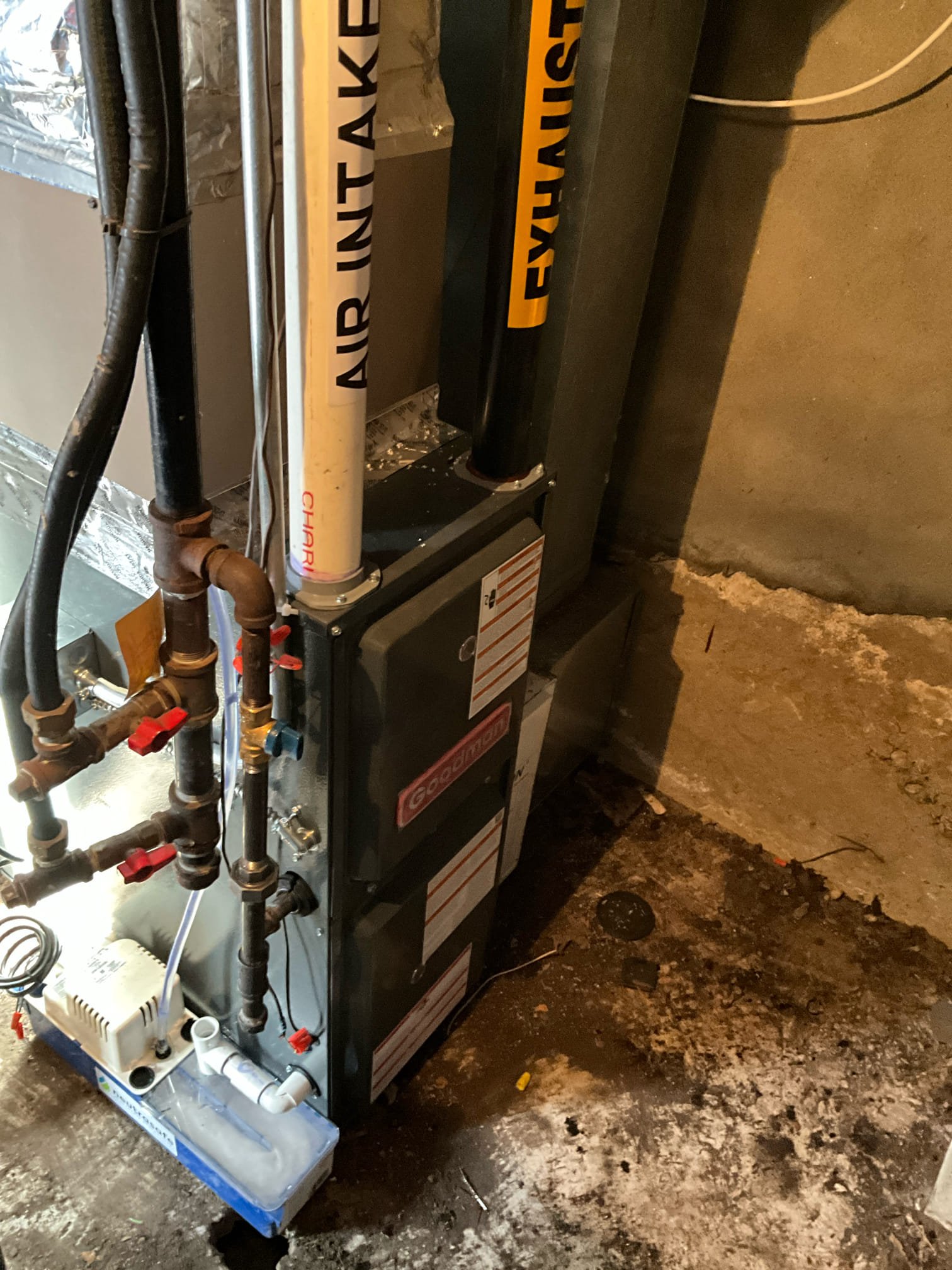 Enhance your home's comfort and efficiency with Akian Plumbing, Heating, Cooling & Electric's expert HVAC services.