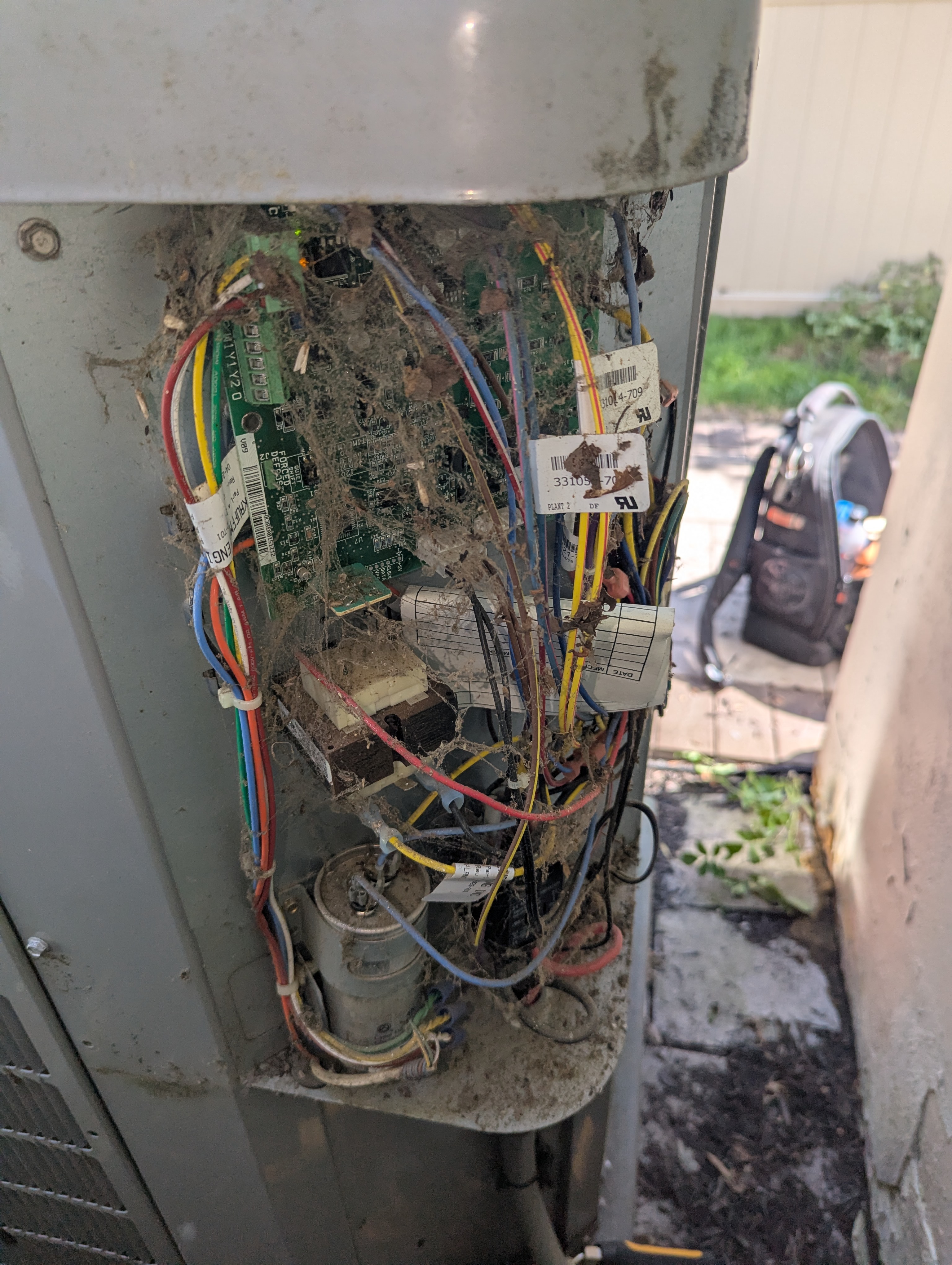 Ensure your HVAC systems are always running perfectly. Trust our expertise at BusinessName for all your AC and heating needs.
