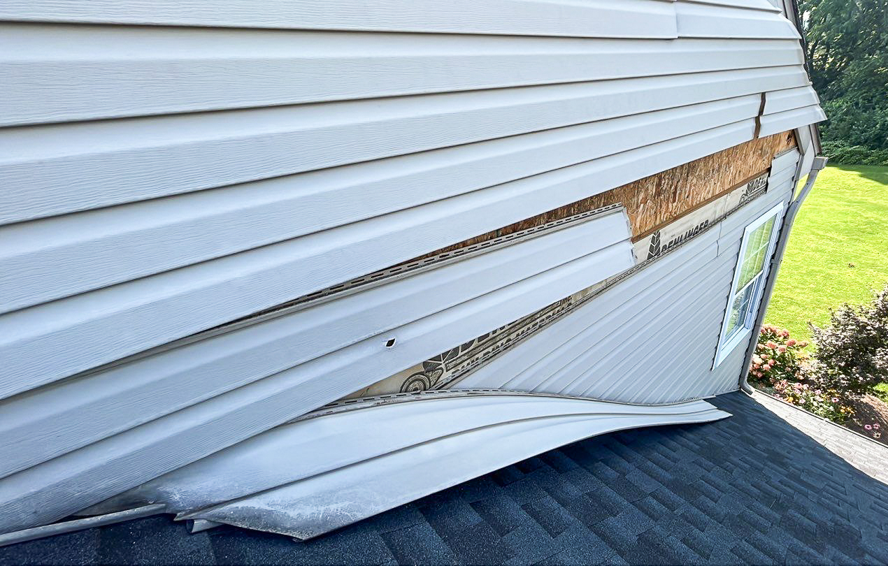 At Mast Roofing & Construction, we turn exterior damage into seamless beauty with professional siding repair and installation.