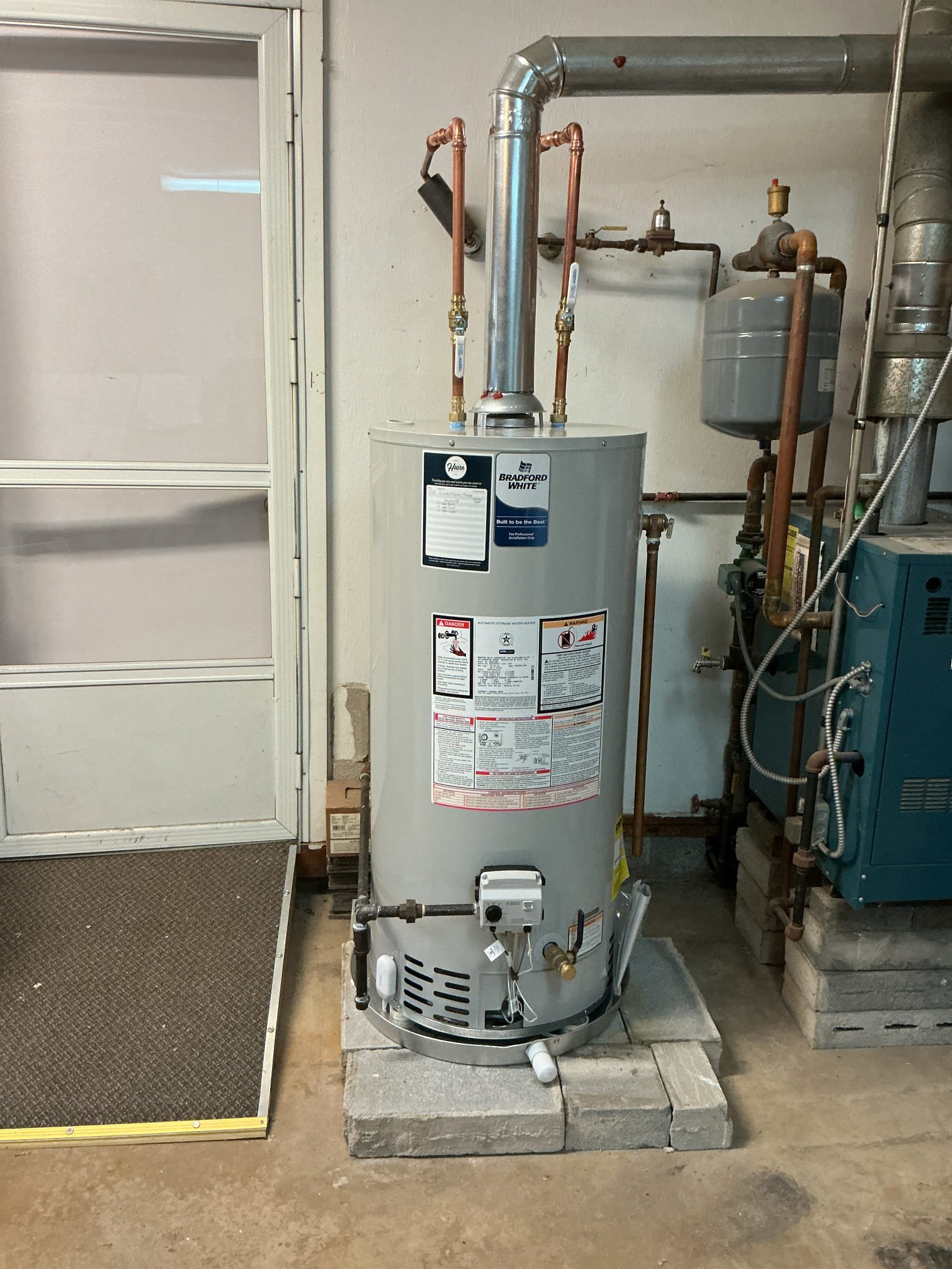 Hearn Plumbing, Heating & Air showcases top-notch water heater installations for reliable home comfort.