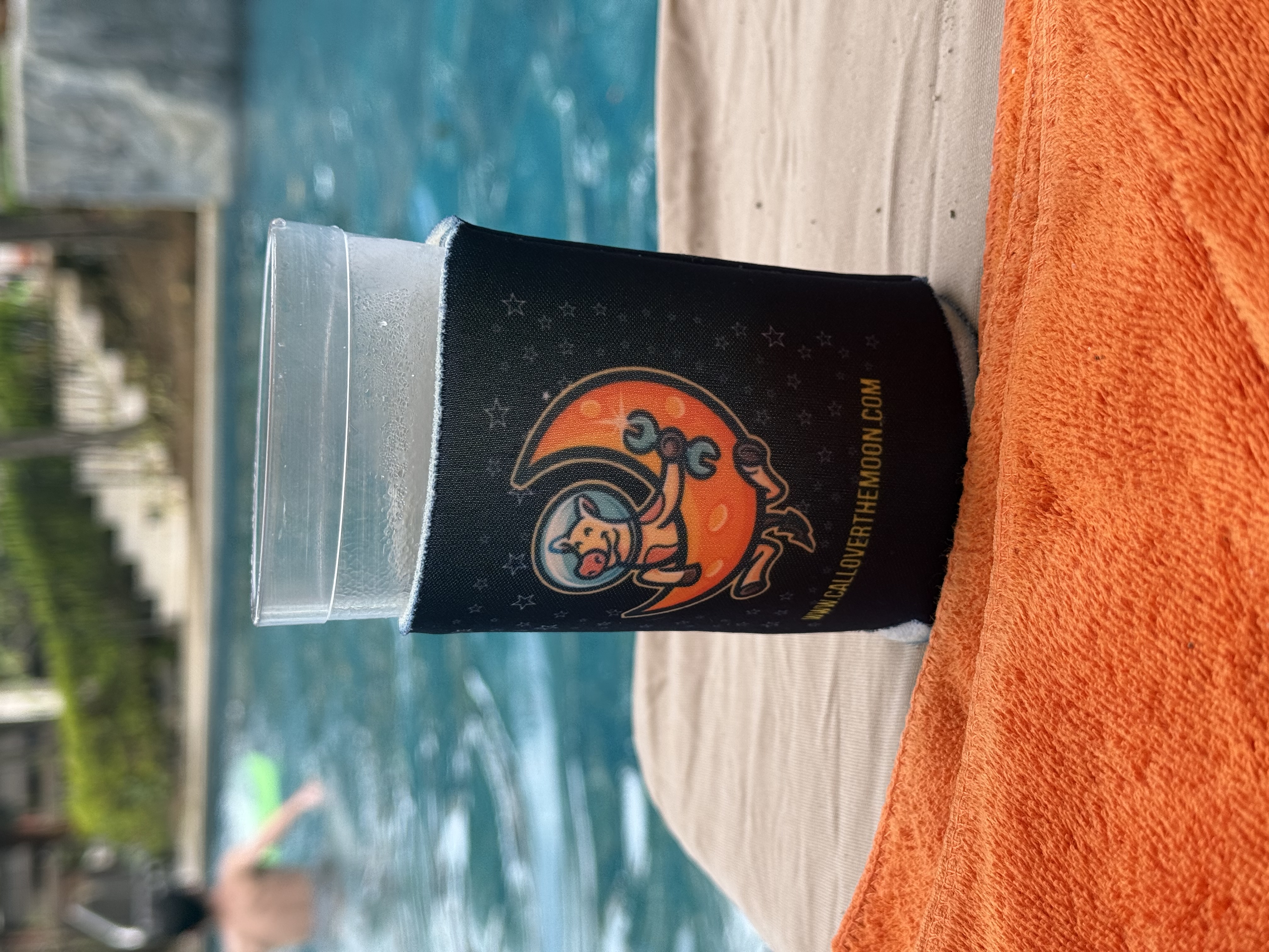 Chill by the pool with Over the Moon – satisfaction and style in every breeze.